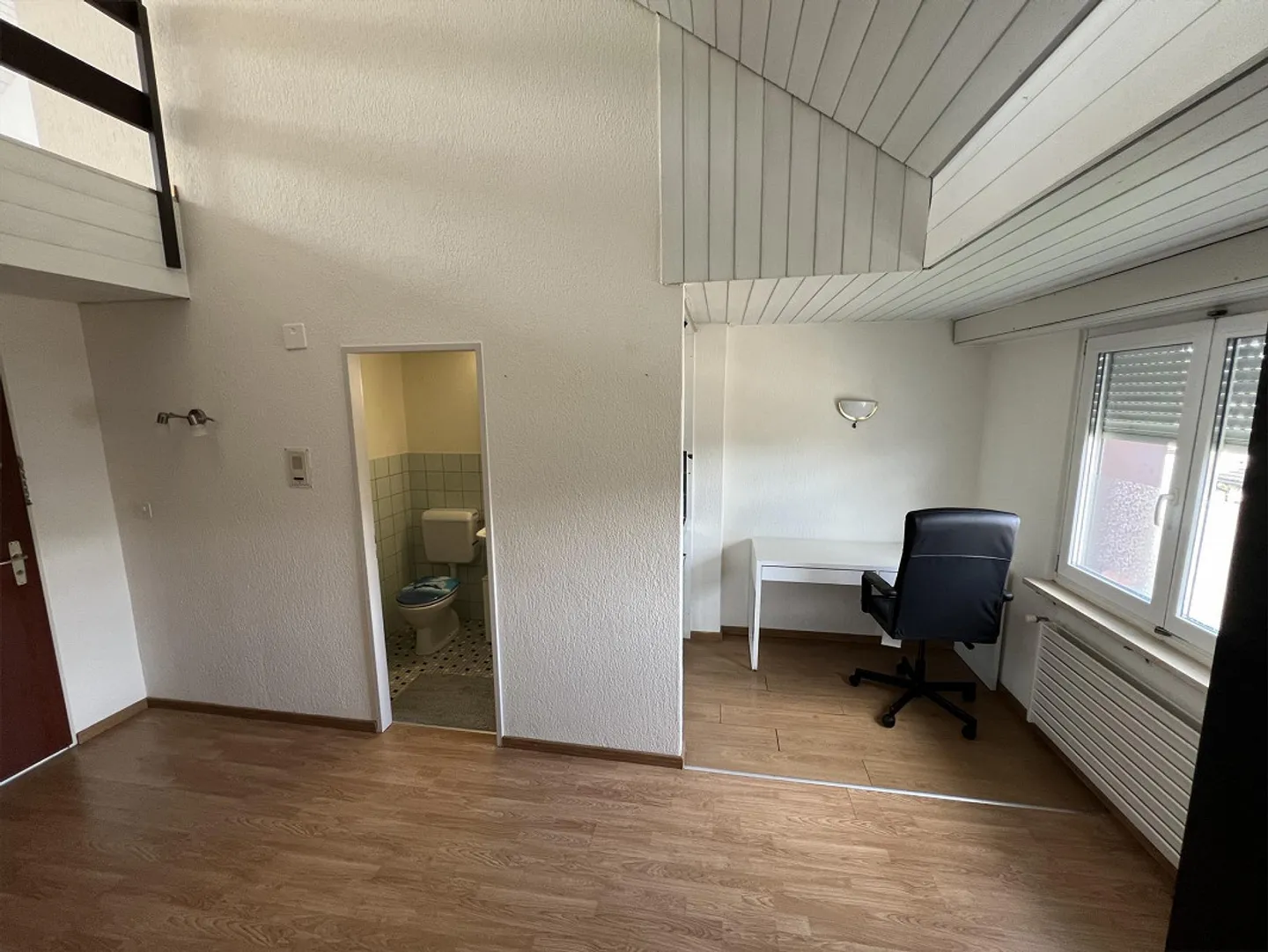 Appartamento duplex di 2,5 locali in posizione centrale a Wil - Foto 6 di 11