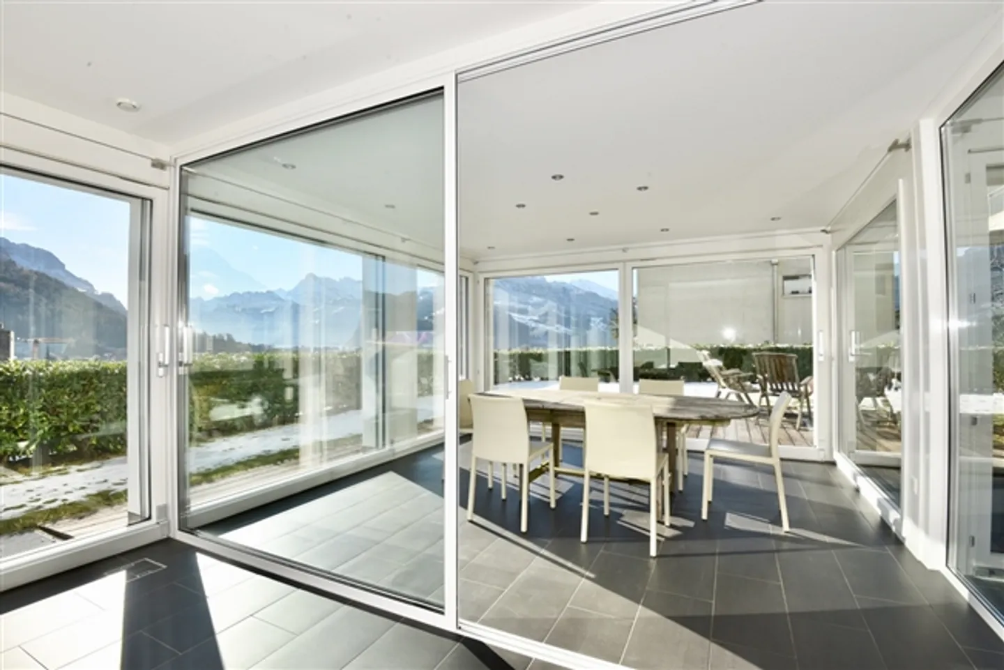 «Grosses Doppeleinfamilienhaus an wunderbarer Aussichtslage» - Foto 7 von 12