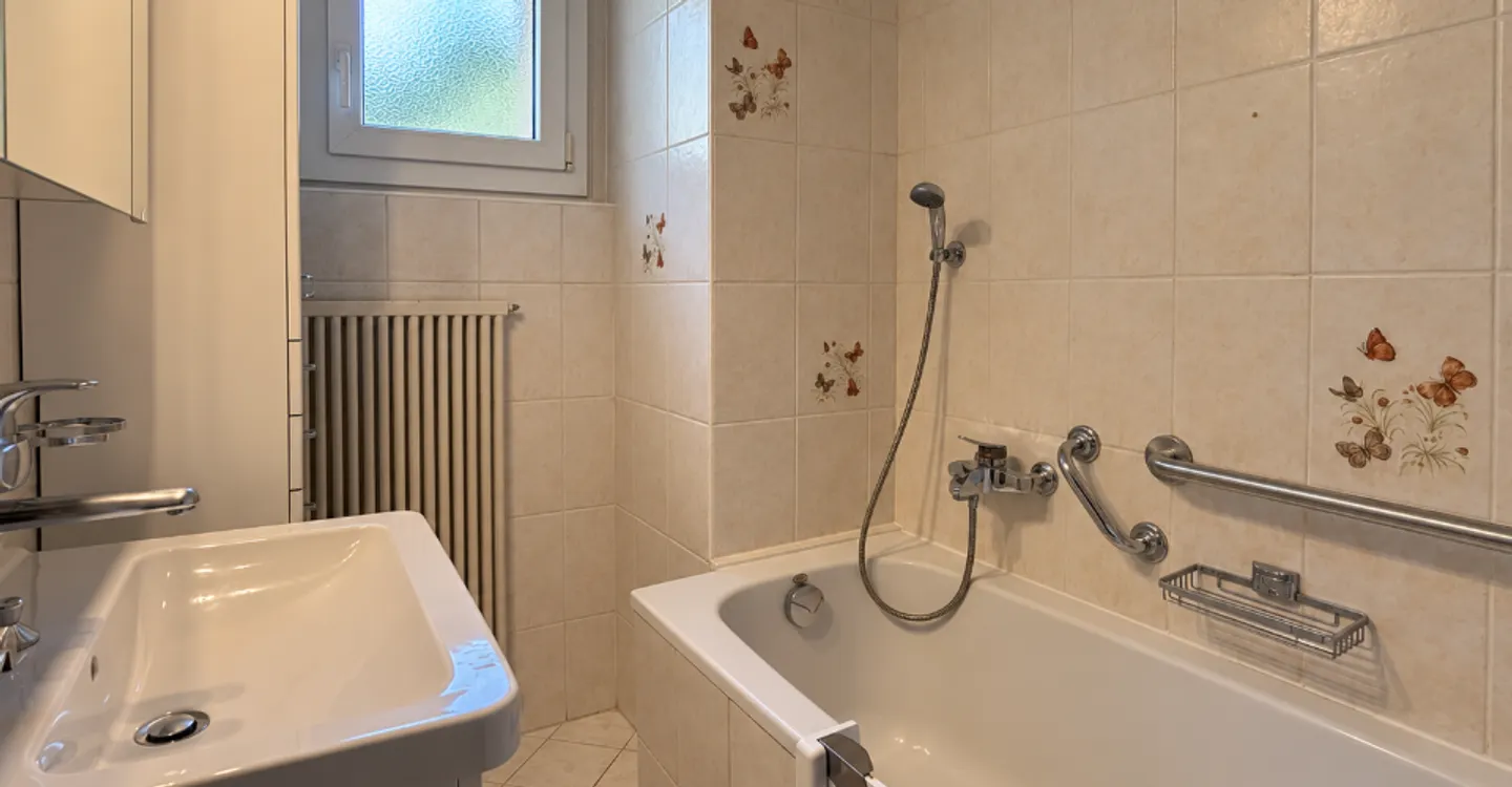 Schöne 3,5-Zimmer-Wohnung zur Miete in Monthey mit großer Terrasse - Foto 6 von 9