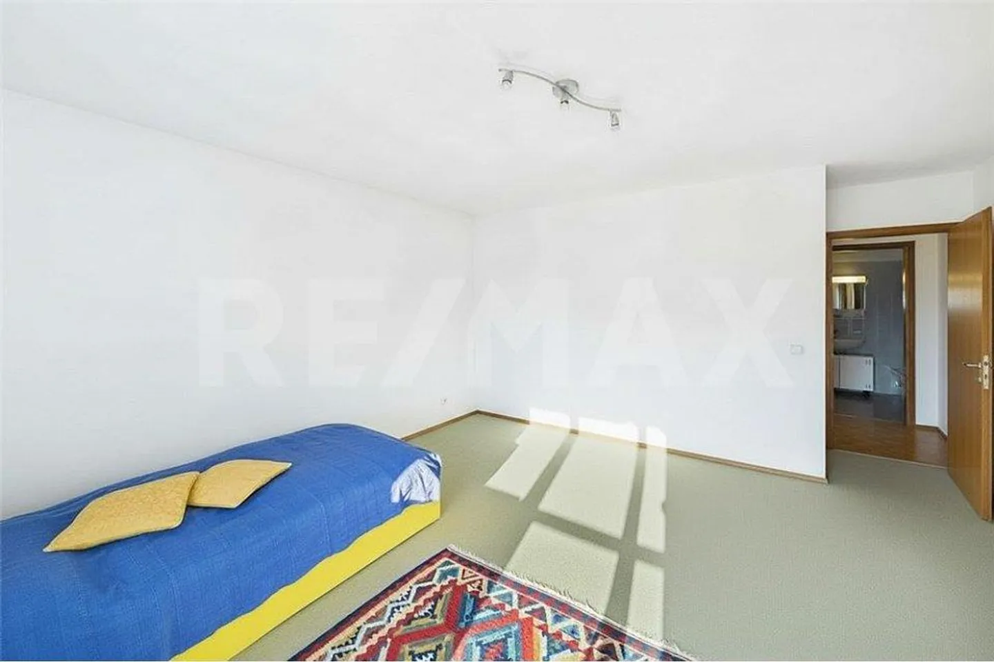 Appartamento in vendita - Foto 9 di 13