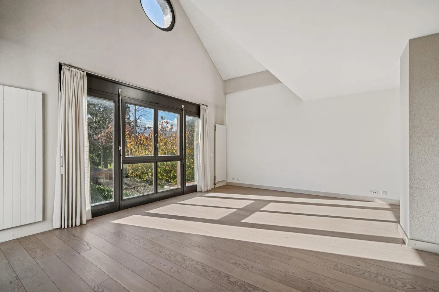 Schönes 5-Zimmer-Duplex-Apartment - Foto 3 von 12