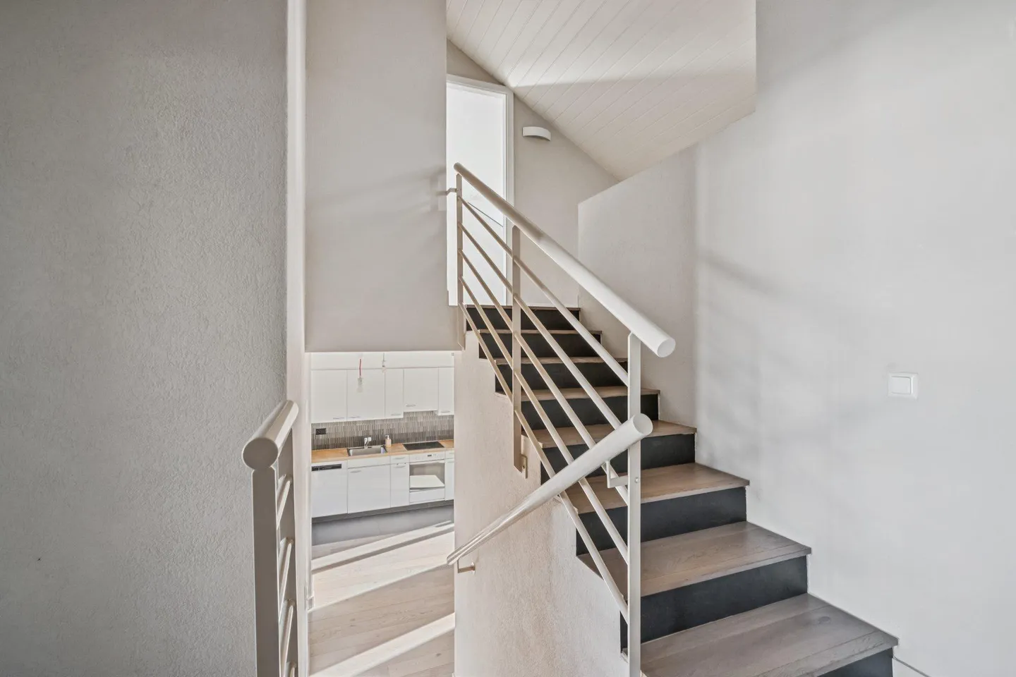 Schönes 5-Zimmer-Duplex-Apartment - Foto 6 von 12