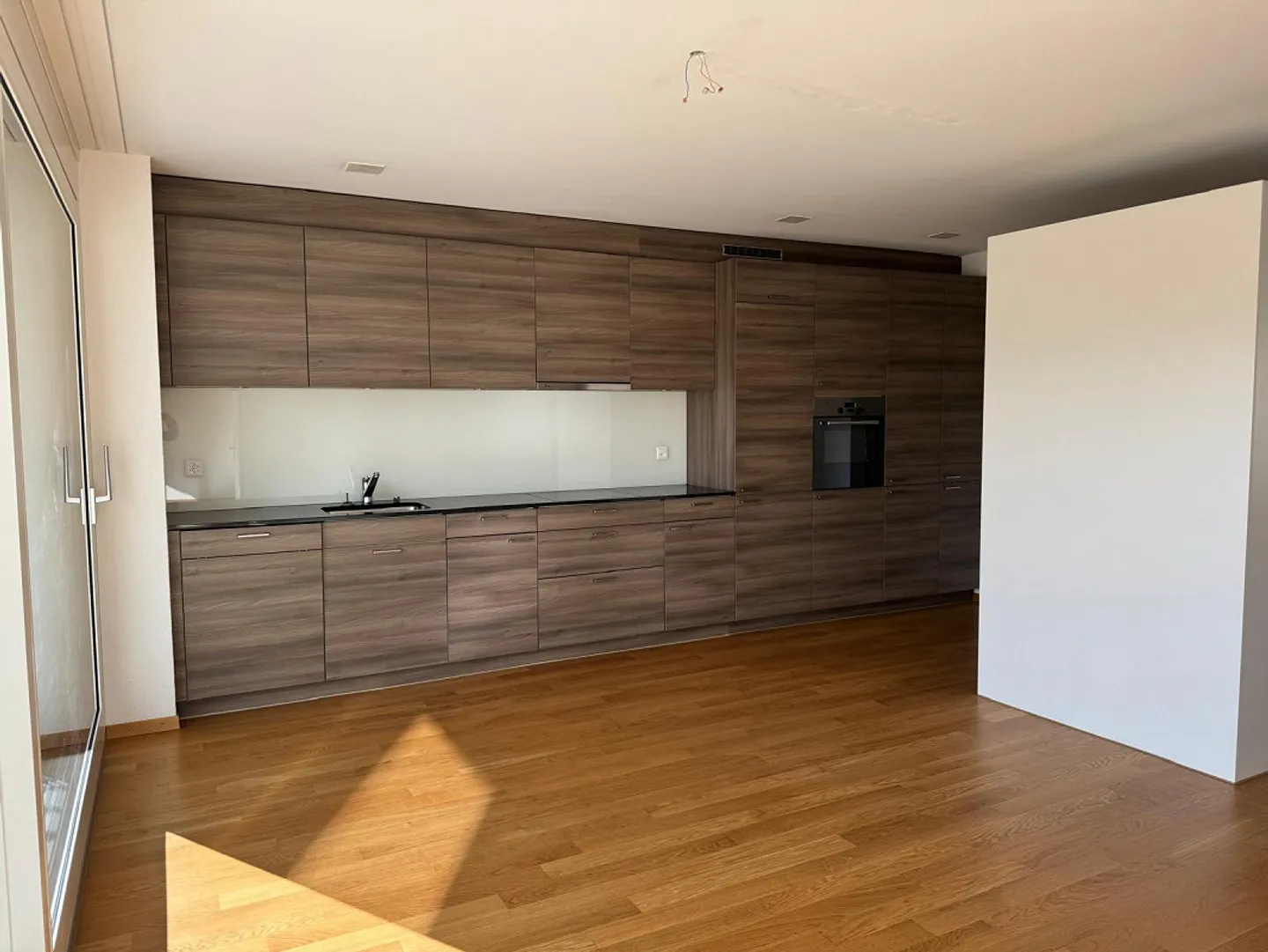 Appartamento di 4,5 stanze situato al centro - Foto 2 di 12