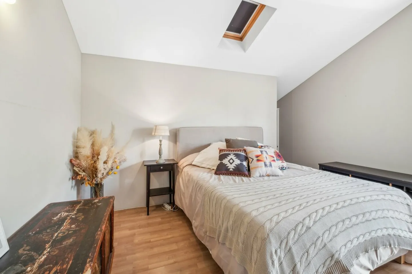 Lavaux: Contemporary villa with panoramic view - Photo 7 of 11