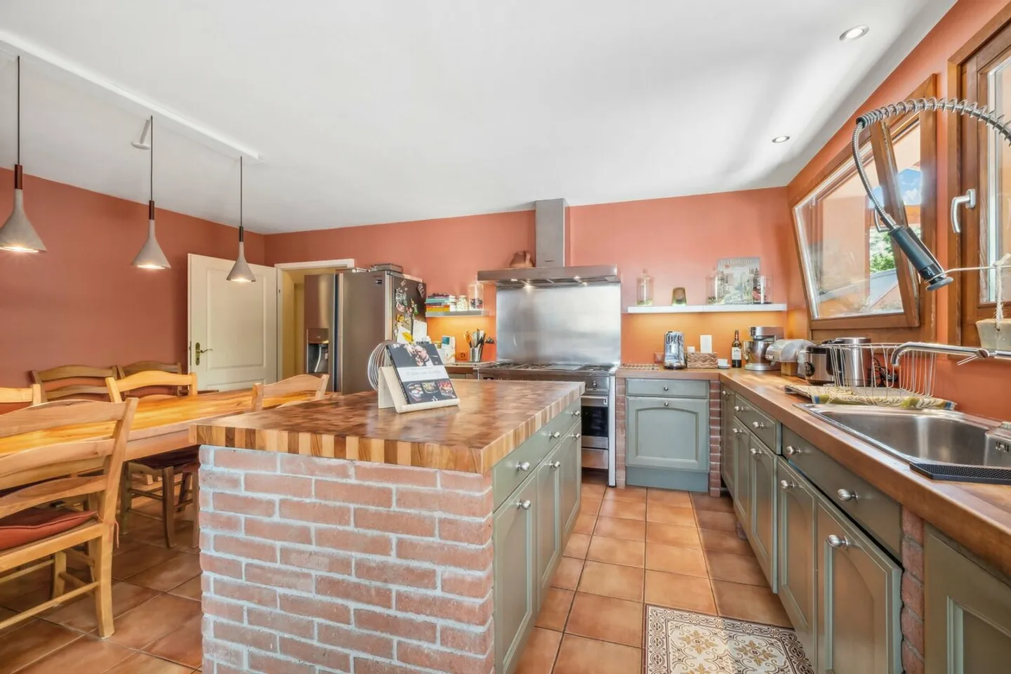 Lavaux: Contemporary villa with panoramic view - Photo 2 of 11