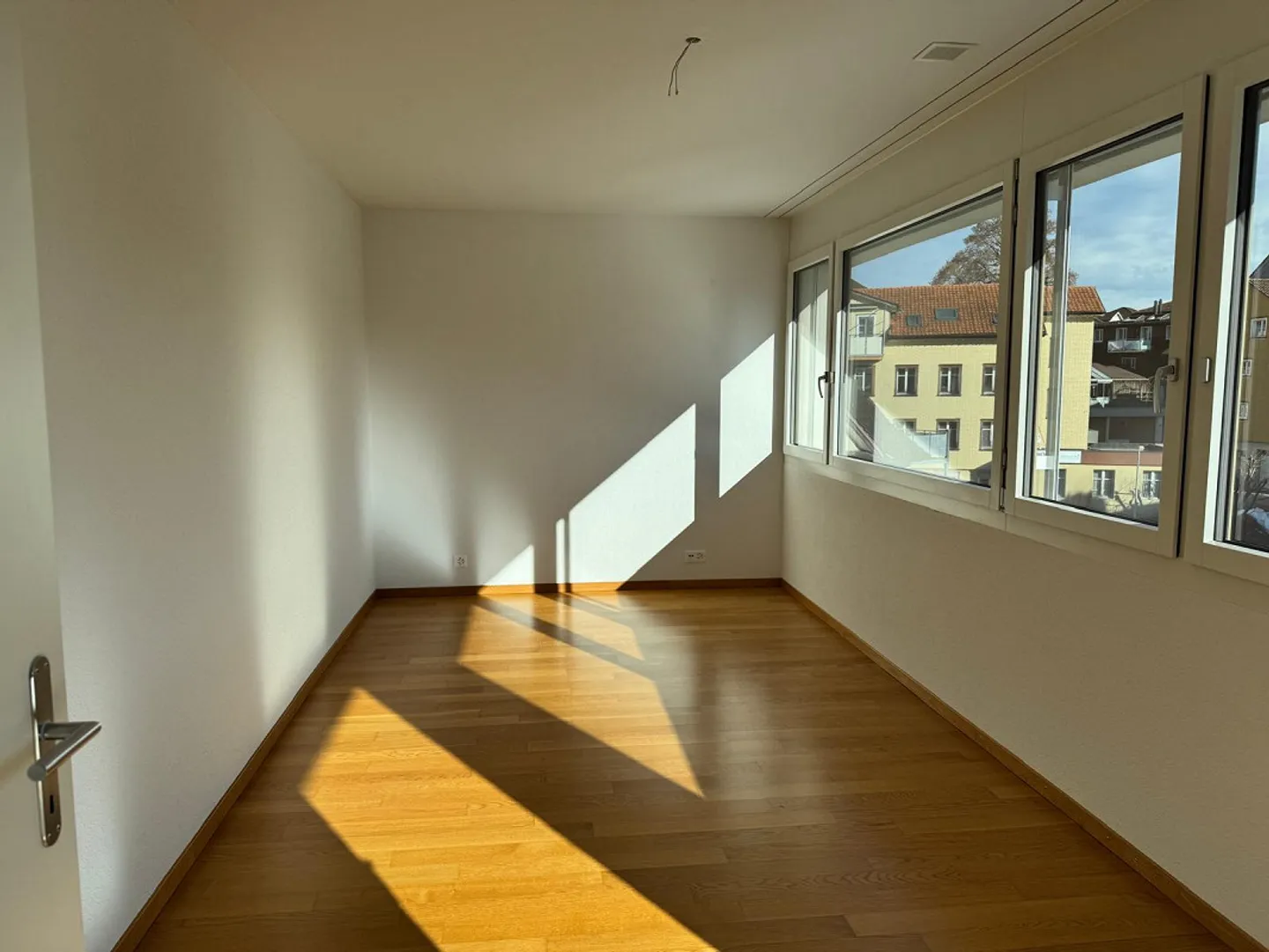 Appartamento di 4,5 stanze situato al centro - Foto 11 di 12