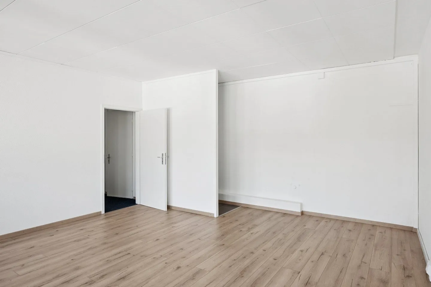 Posizione superba nel cuore della città con vista sulla Collegiata - Foto 6 di 12