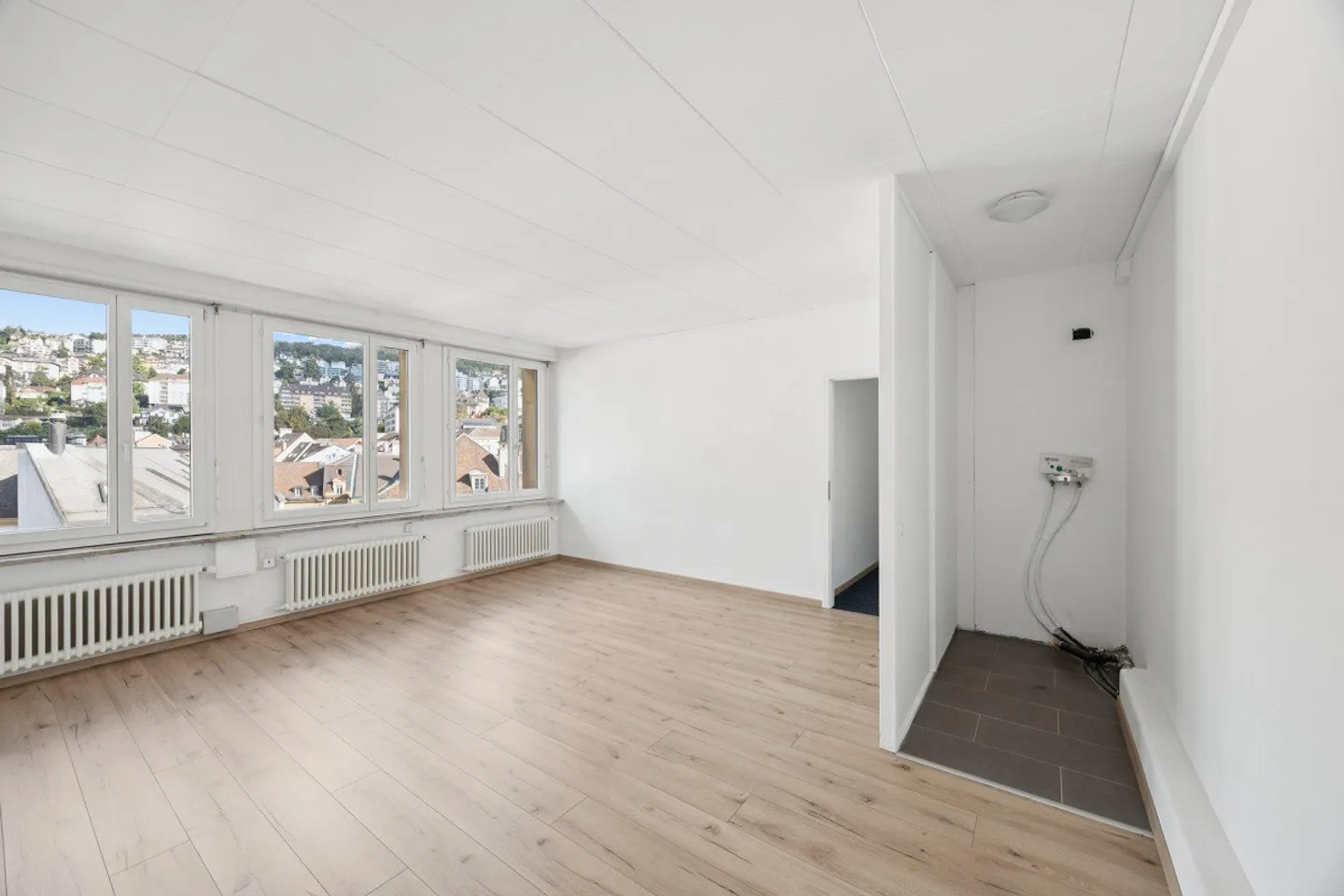 Posizione superba nel cuore della città con vista sulla Collegiata - Foto 7 di 12