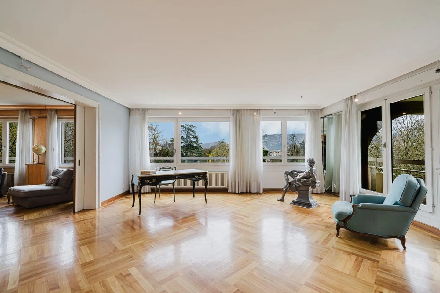 Appartement lumineux à Petit-Saconnex - Photo 2 sur 7