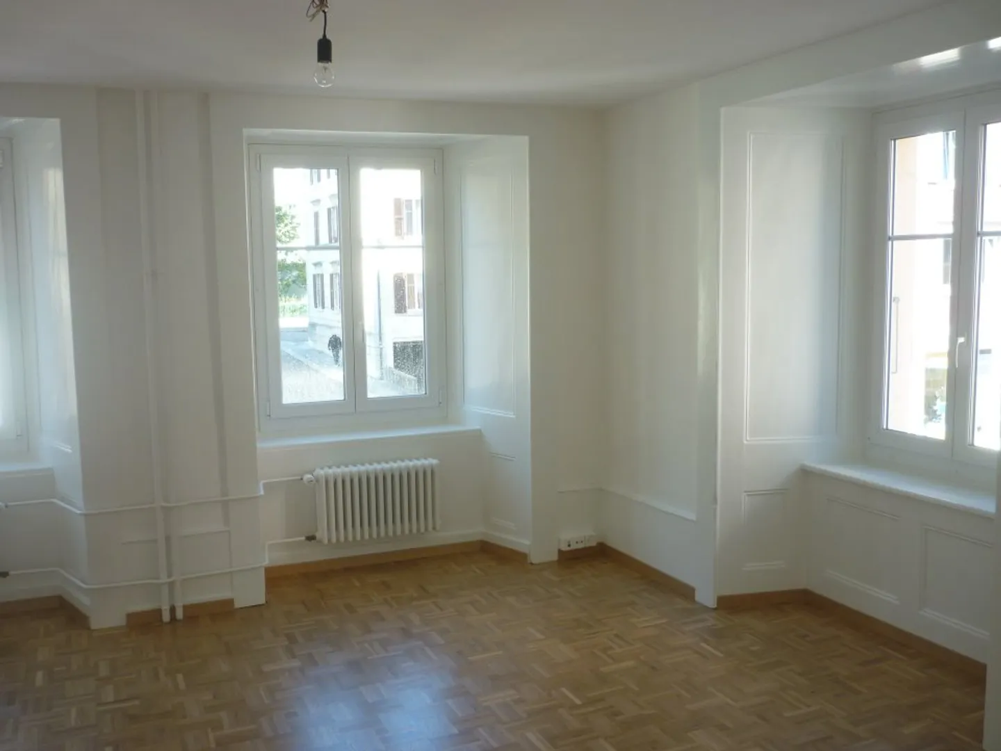 01036 - Appartamento 3 locali - Serre 9 - La Chaux-de-Fonds - Foto 4 di 6