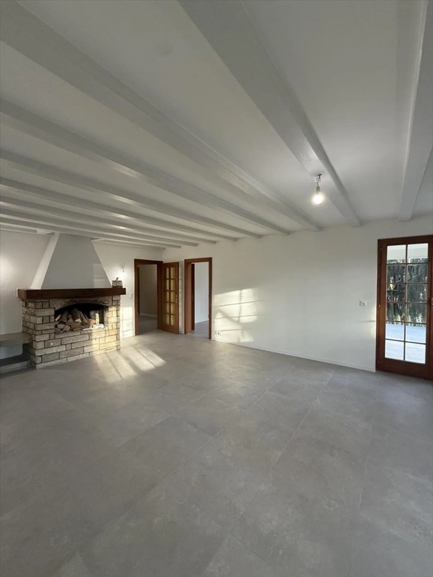 Wohnung mieten - Foto 2 von 11