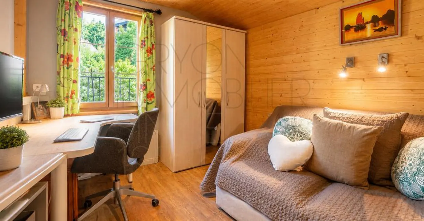 Chalet in Gryon mit unabhängigem Studio, Blick auf die Berge. - Foto 10 von 12