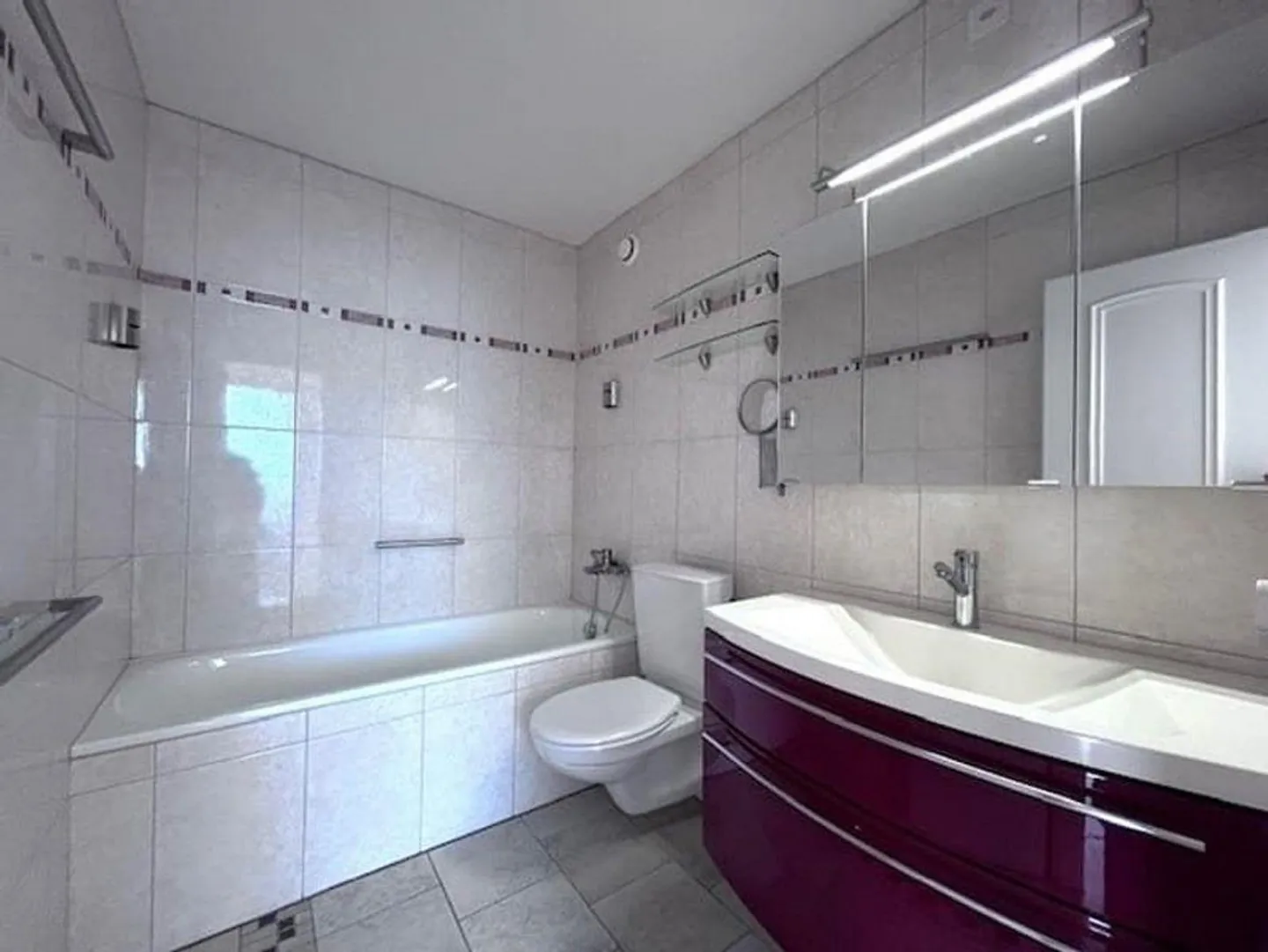 Sunny 3.5-room apartment - Photo 7 of 8