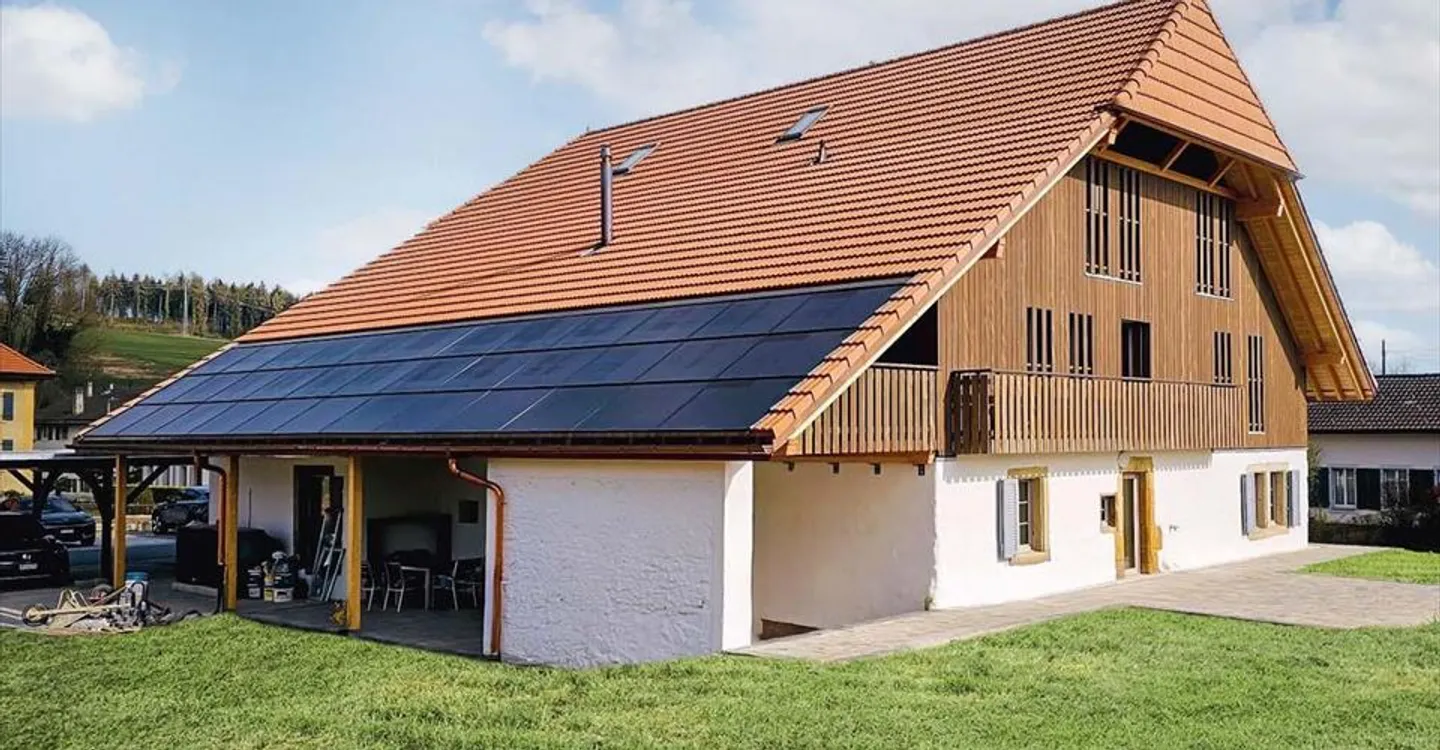 Eleganza di un tempo e comfort moderno per questo appartamento di 4,5 stanze in un edificio classificato - Foto 11 di 11
