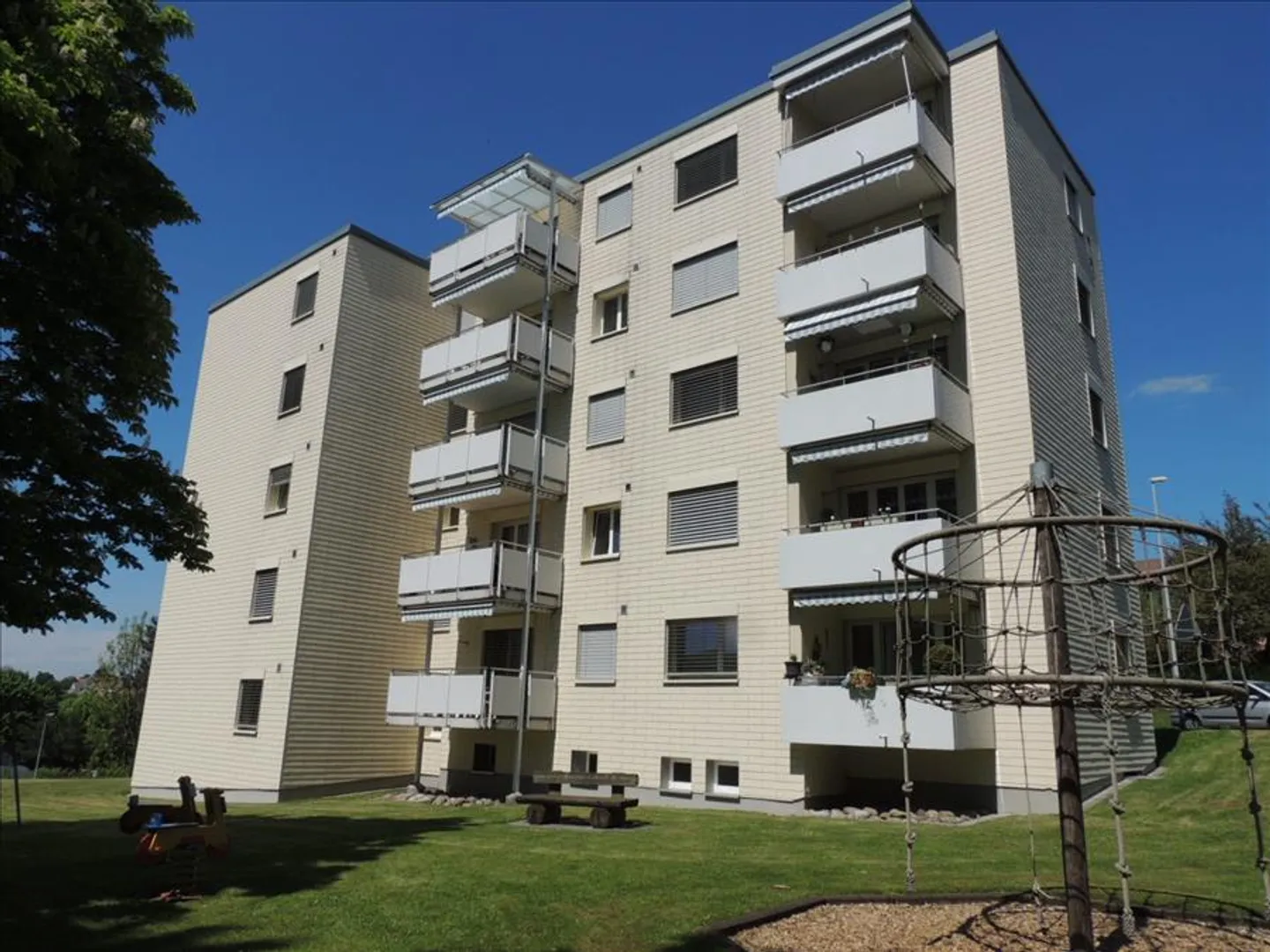 Affittare senza deposito - Comfort per single - Foto 1 di 4