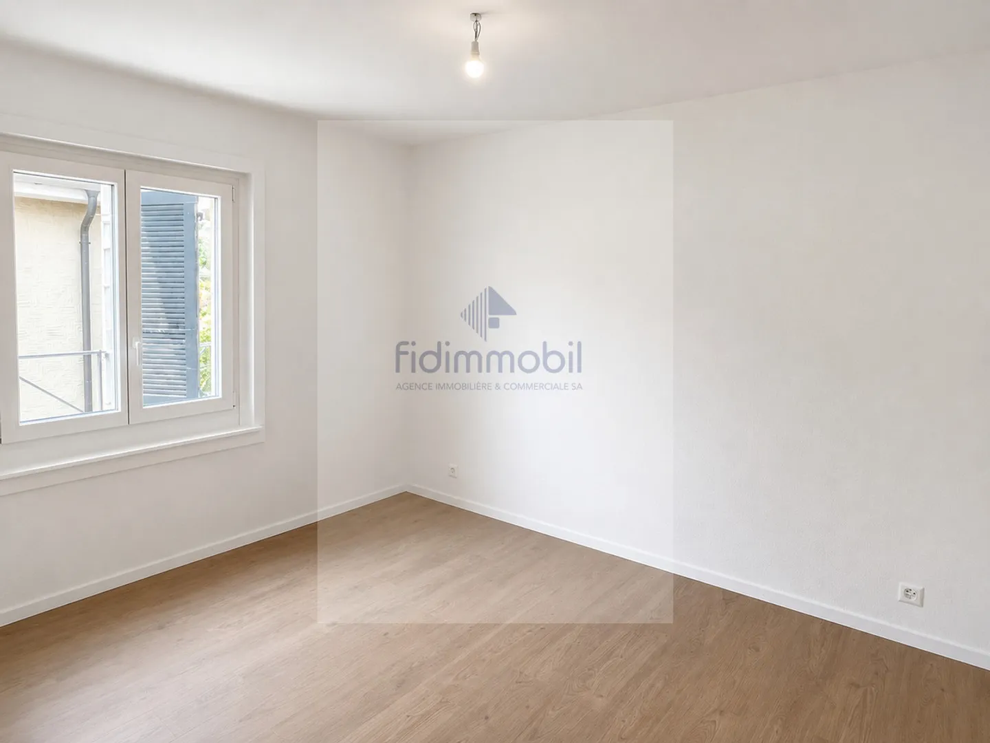 Appartamento di 3 stanze completamente ristrutturato - Foto 5 di 6