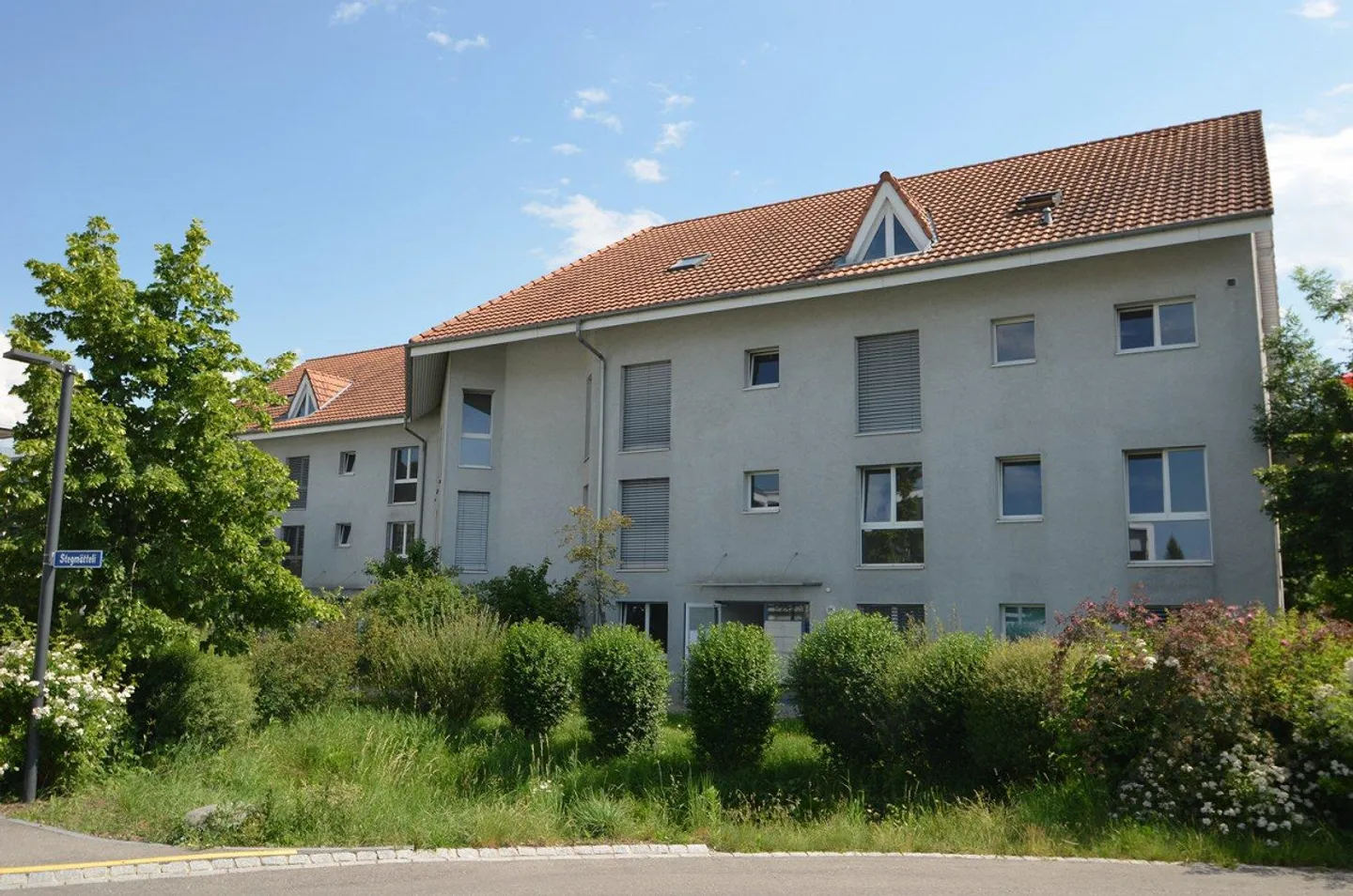 Vivere con comfort e fascino - Appartamento di 5,5 stanze a Laupen BE - Foto 1 di 11