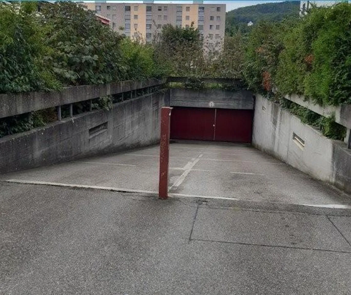 Place de parking à Pratteln recherchée ? - Photo 1 sur 1