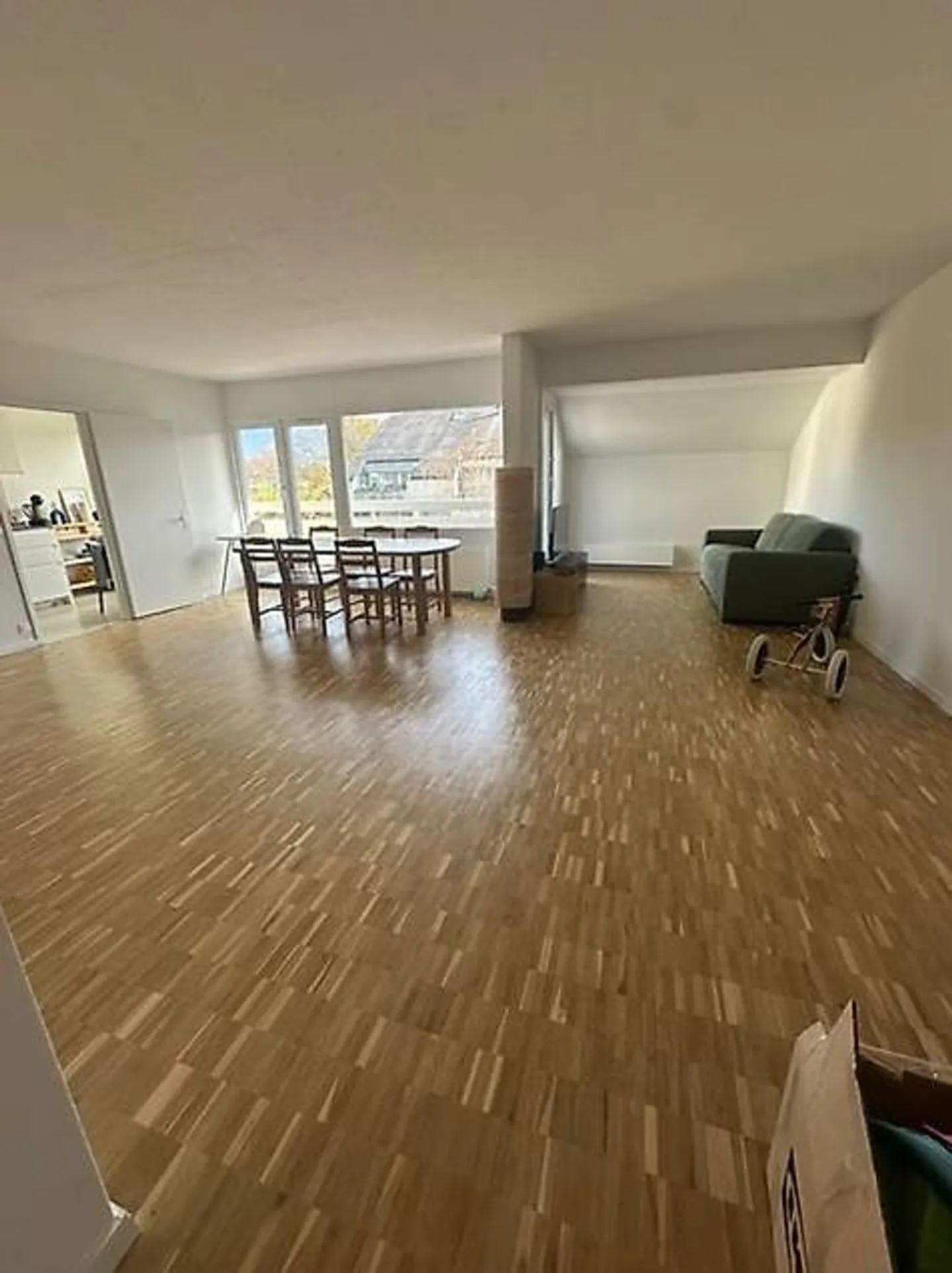 Apartment for rent - Photo 2 of 5