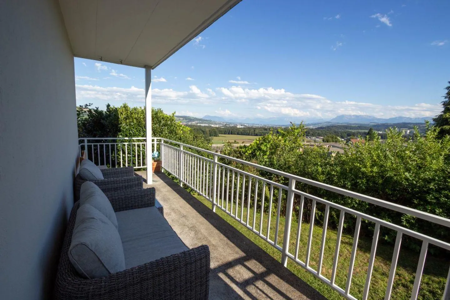 Appartamento familiare con enorme spazio esterno - Foto 10 di 10