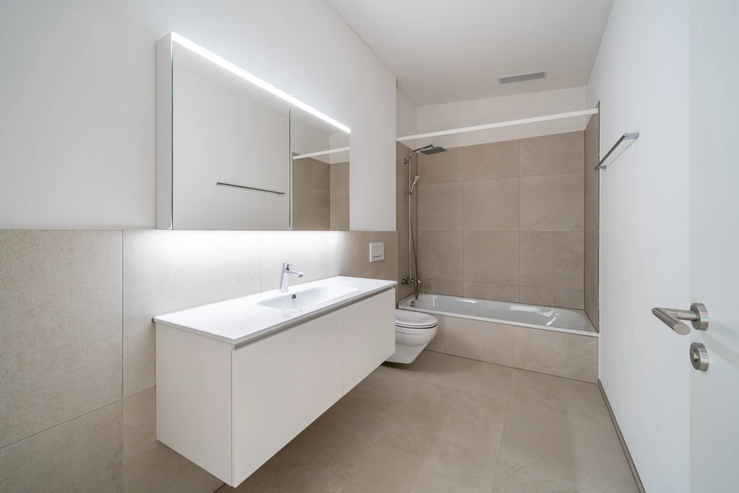 Appartamento in affitto - Foto 7 di 9