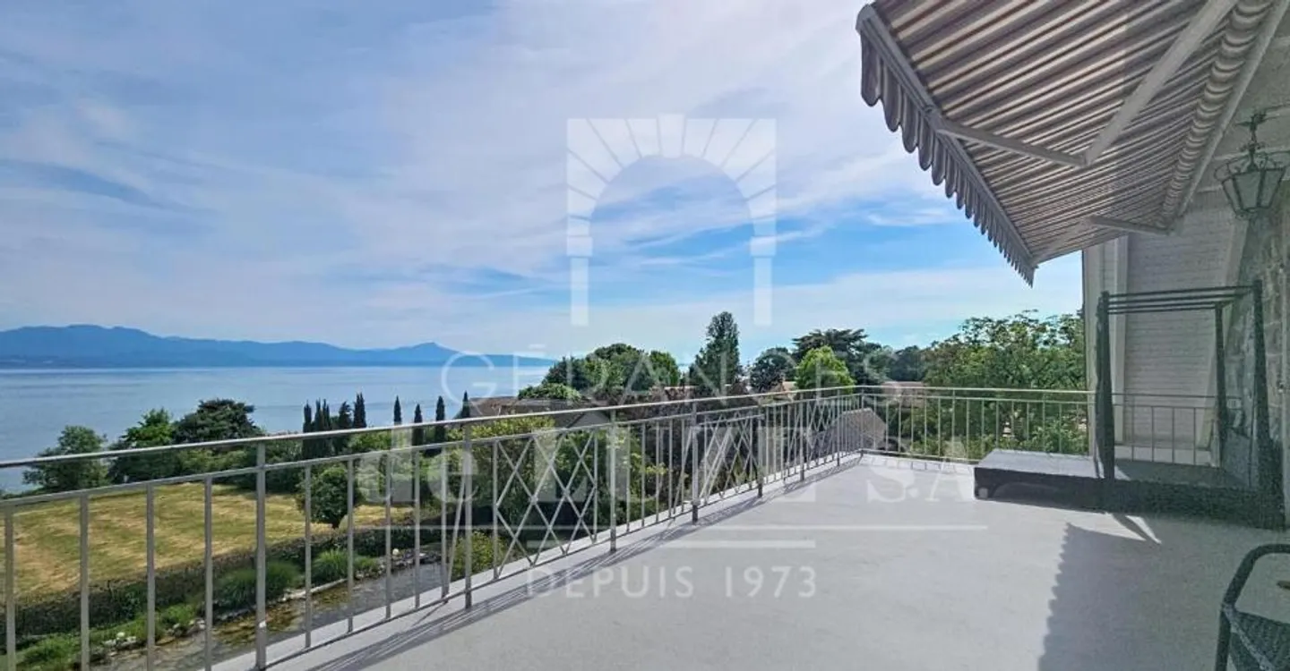 Villa Charmante avec Vue Lac - Photo 2 sur 12