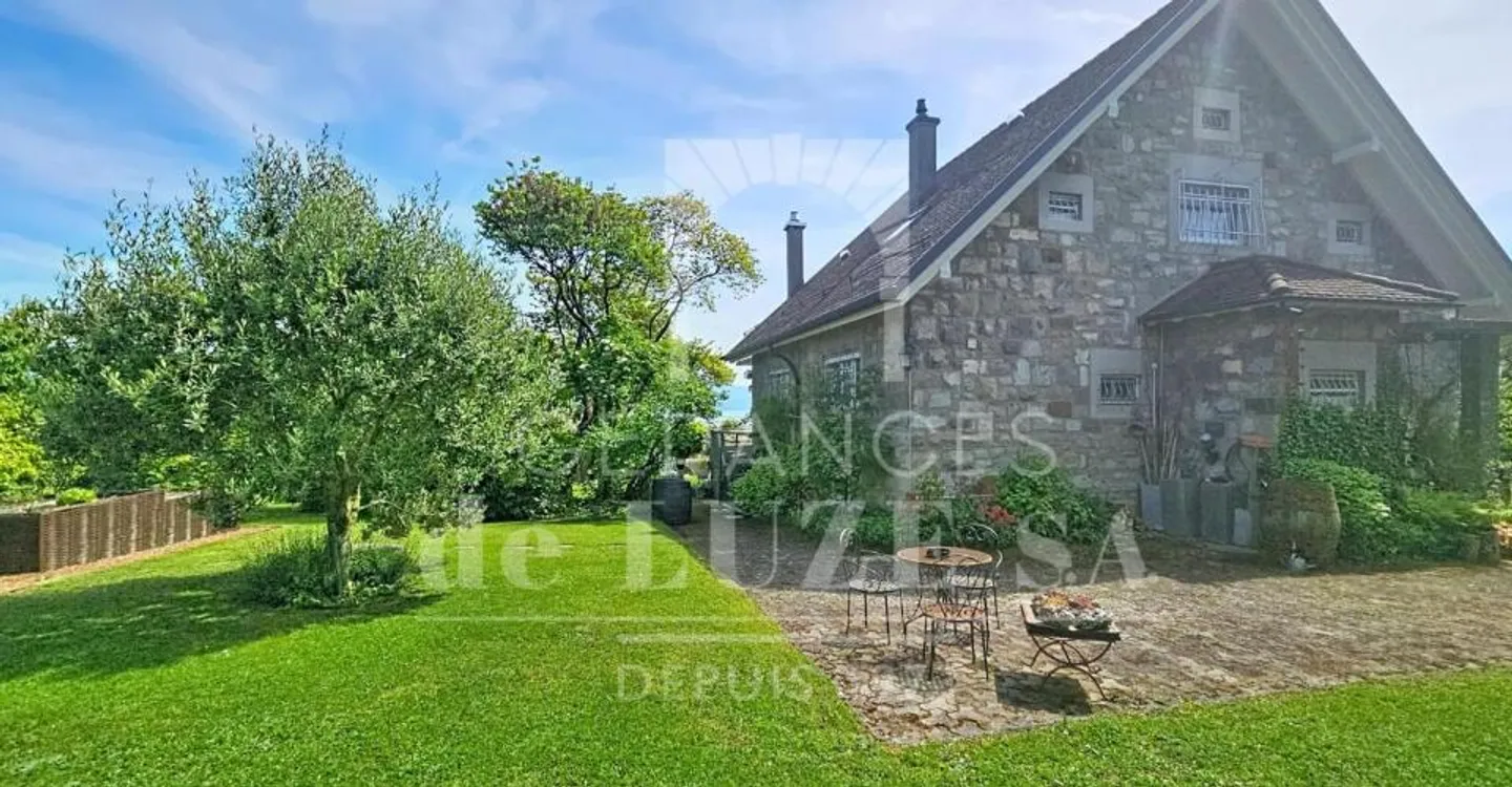 Villa Charmante avec Vue Lac - Photo 6 sur 12