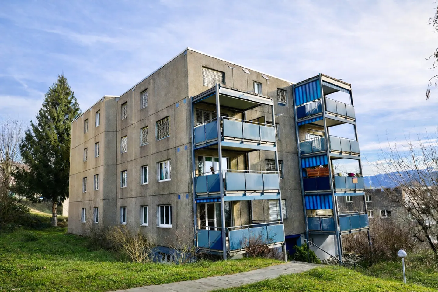 2,5 Zimmer mit Balkon - Foto 1 von 5