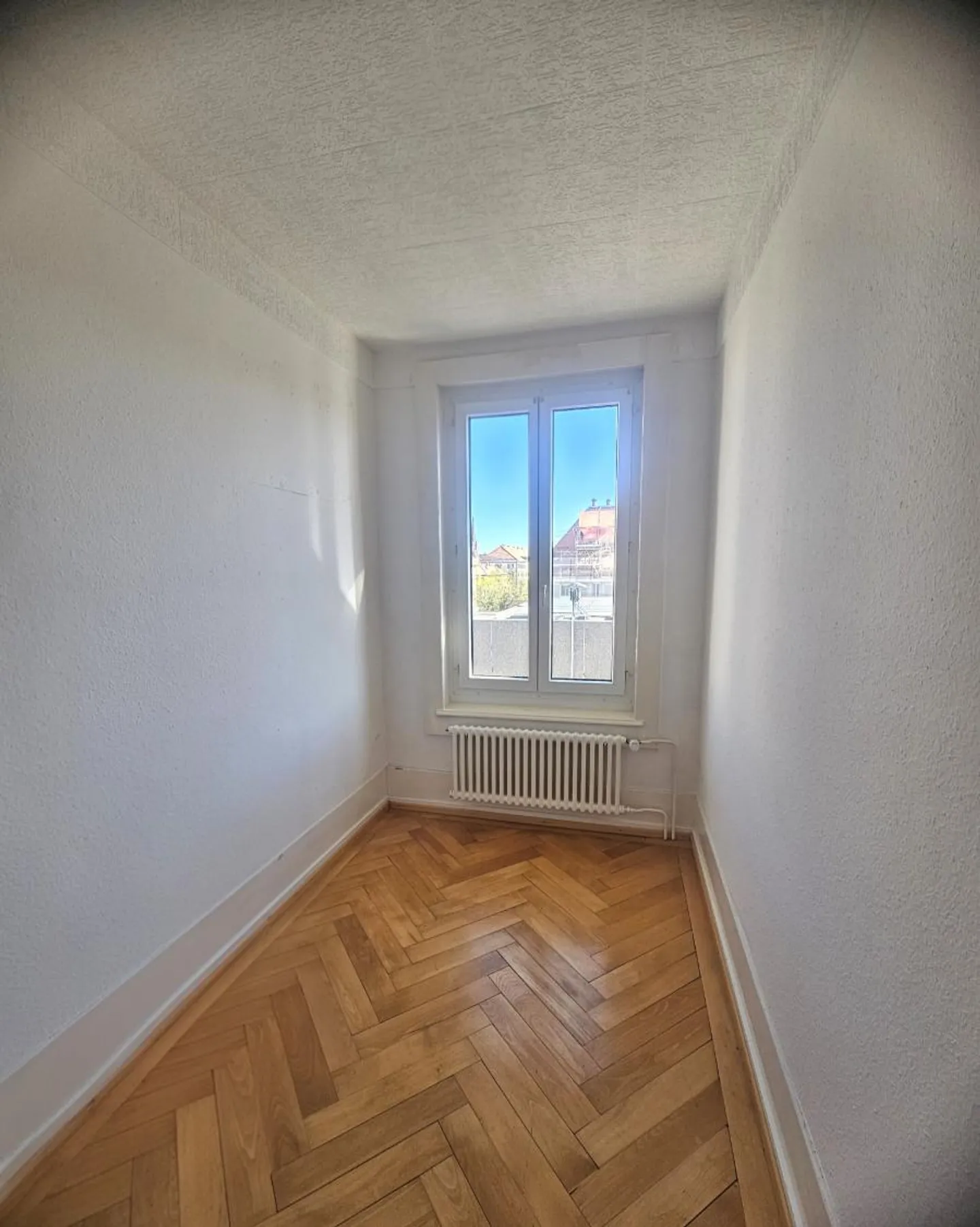 3.5 Room Apartment - Photo 8 of 9