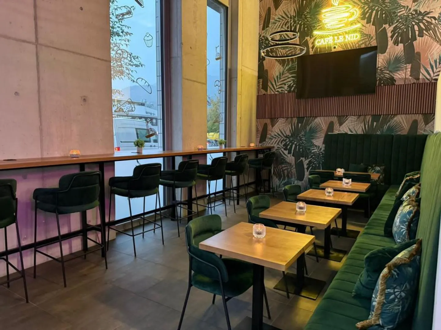 Caffè affascinante cerca nuovi inquilini - Foto 2 di 3