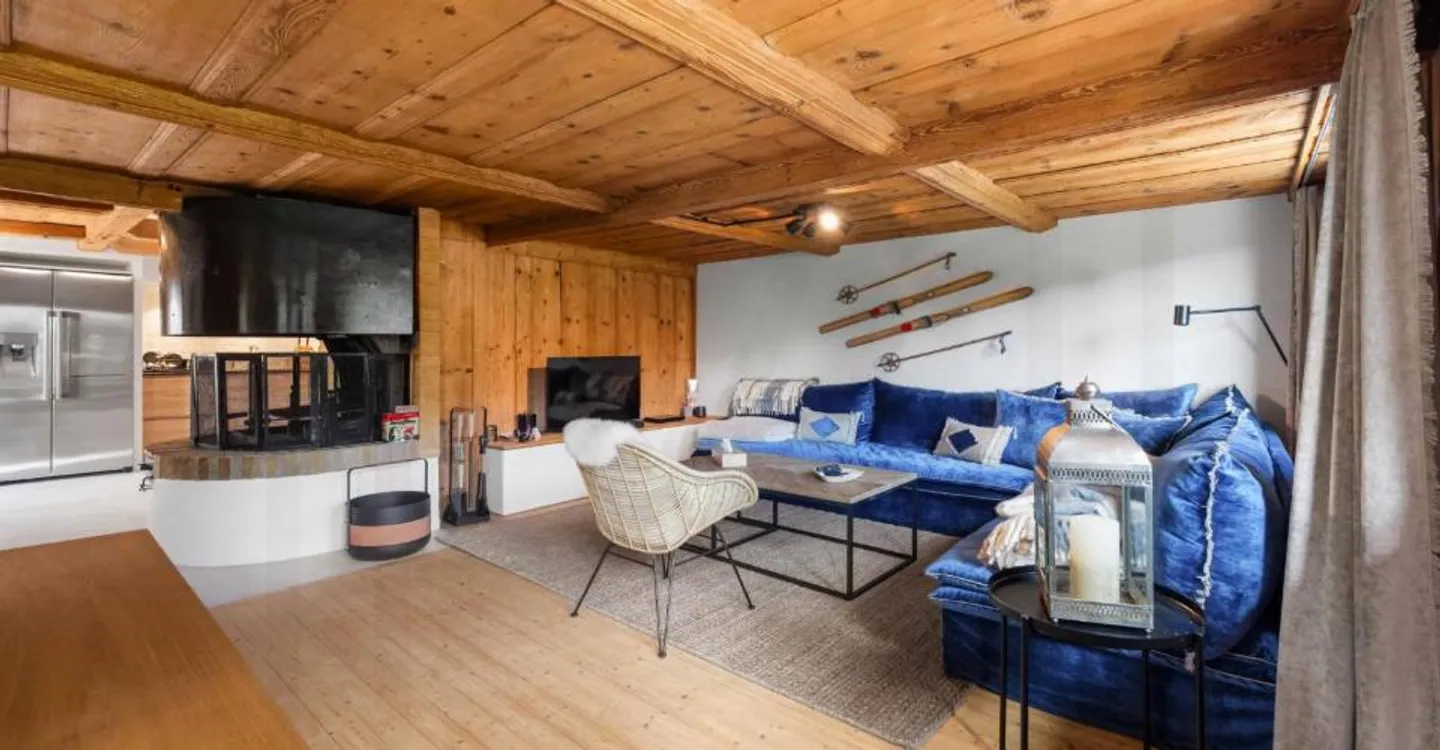 Exceptional character farm fully renovated in the heart of the Fribourg countryside - Photo 7 of 13