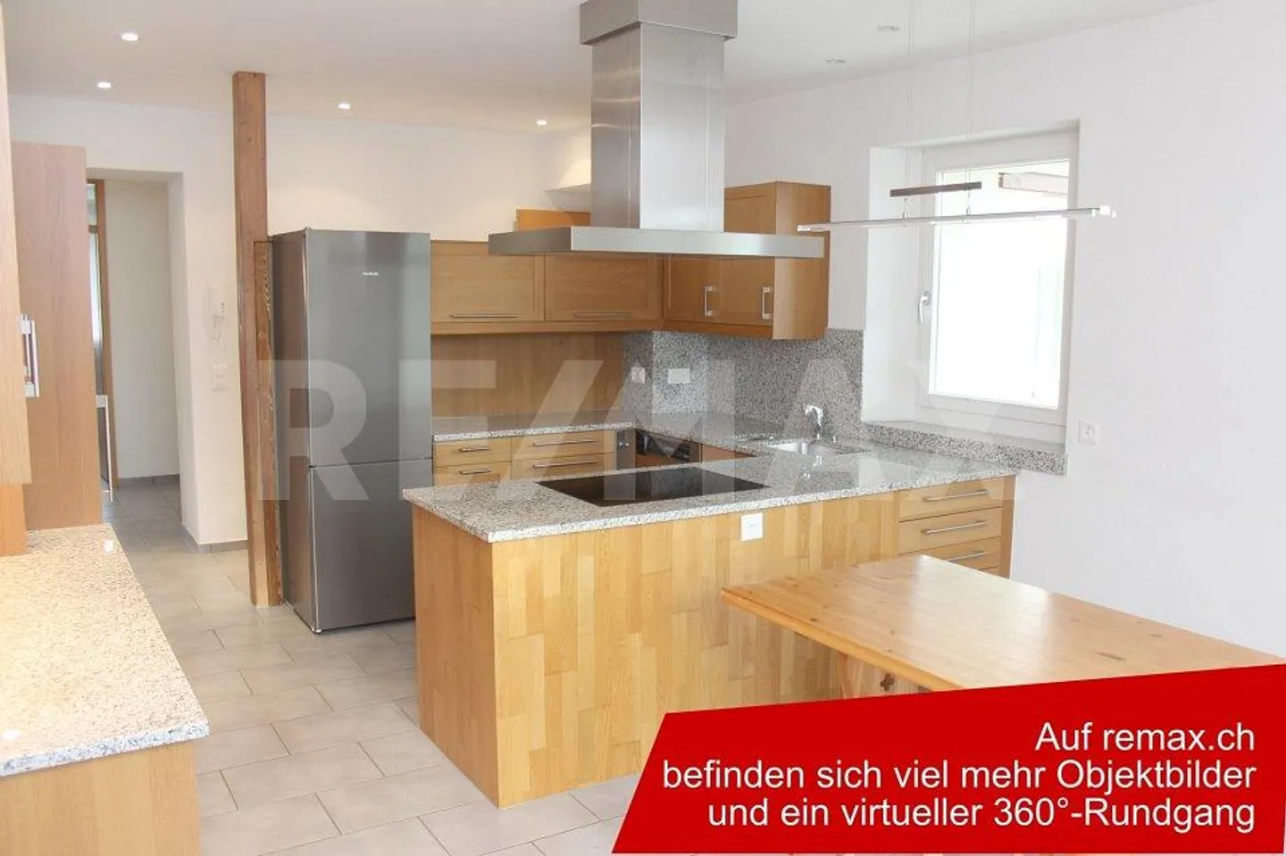 Modernes 3-Parteienhaus mit Aussicht - Foto 1 von 13