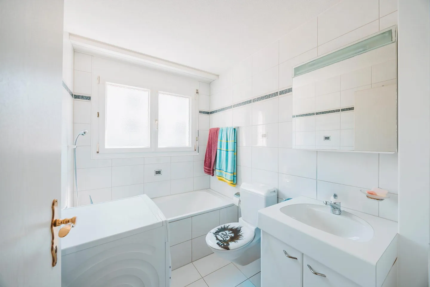 Sunny, quiet 5.5-room apartment with a view of the Rigi - Photo 7 of 7