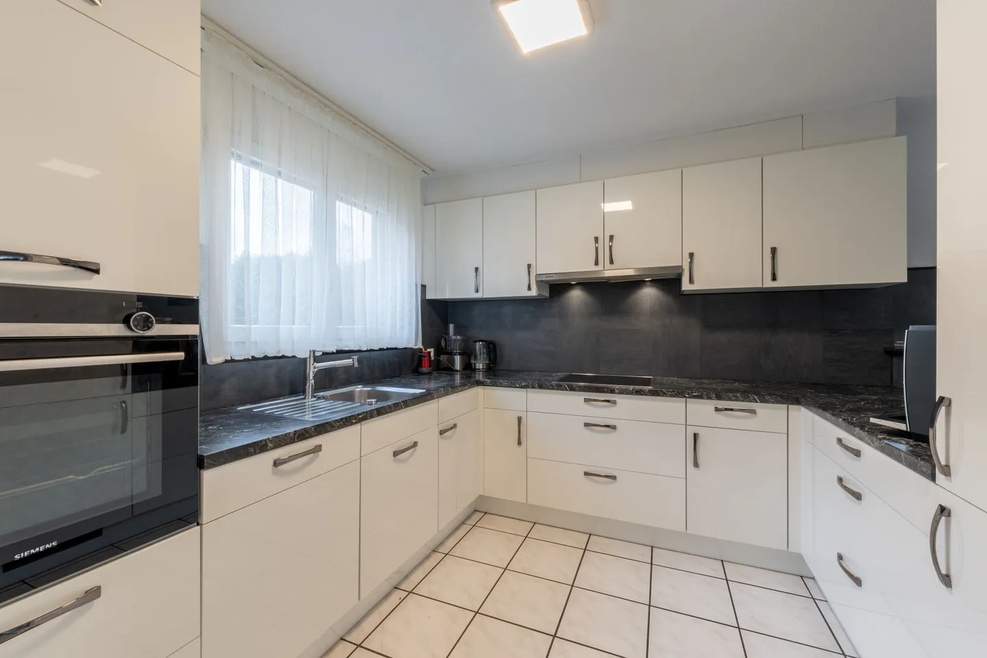 SOGNO ABITATIVO - Casa a schiera 4½ locali in posizione privilegiata! - Foto 2 di 14