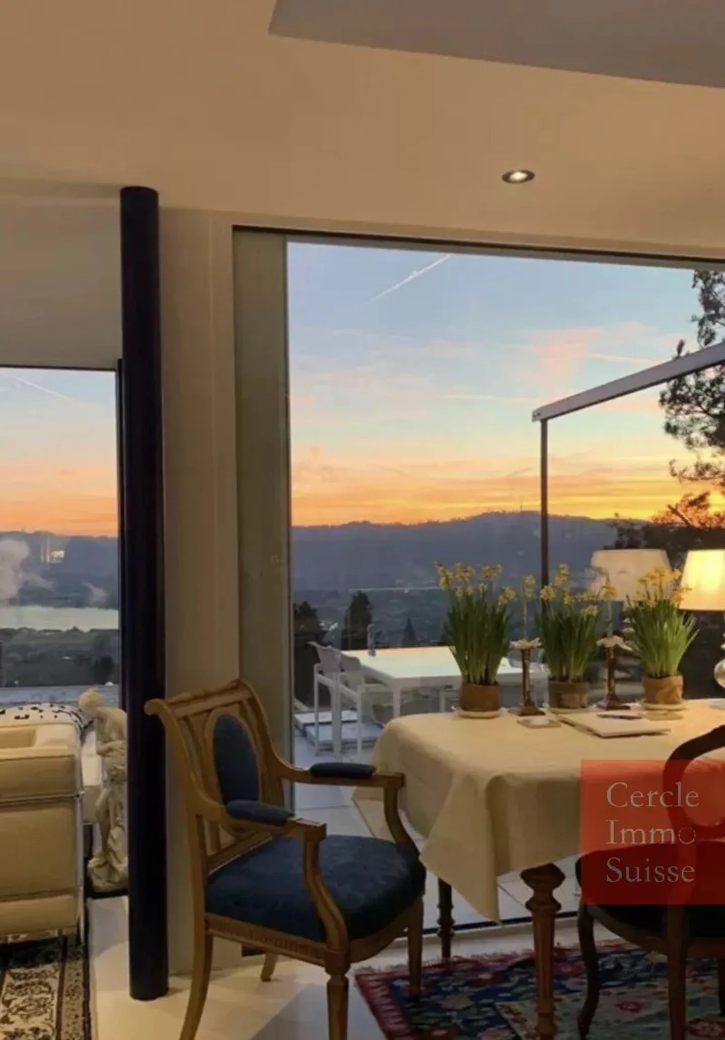 Stunning Villa with Lake View - Photo 1 of 1