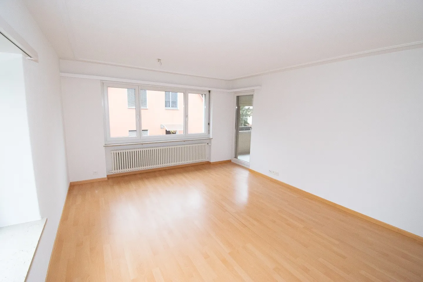 Jolie appartement dans un emplacement central - Photo 3 sur 10