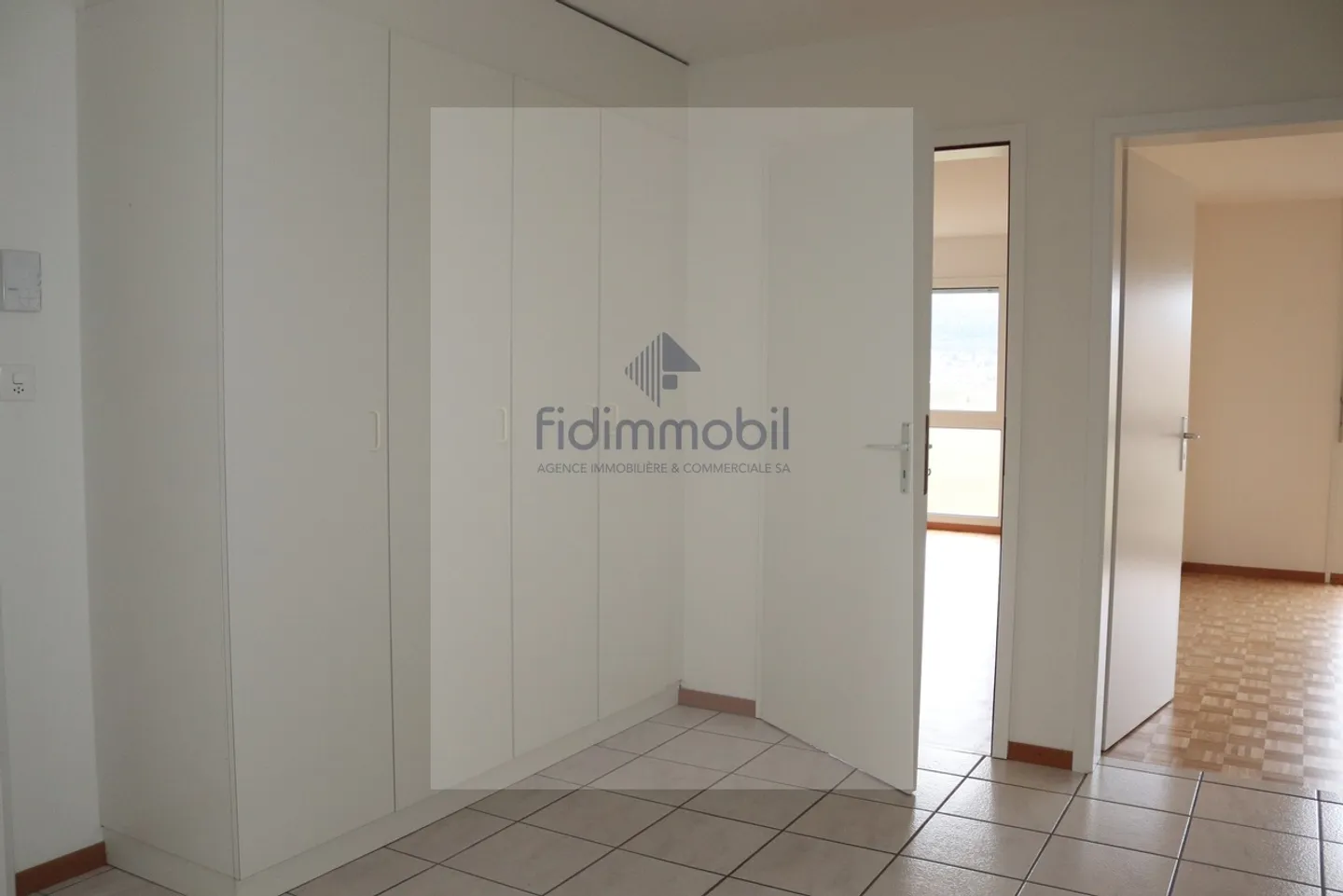 Beautiful 4-room apartment - Photo 4 of 5