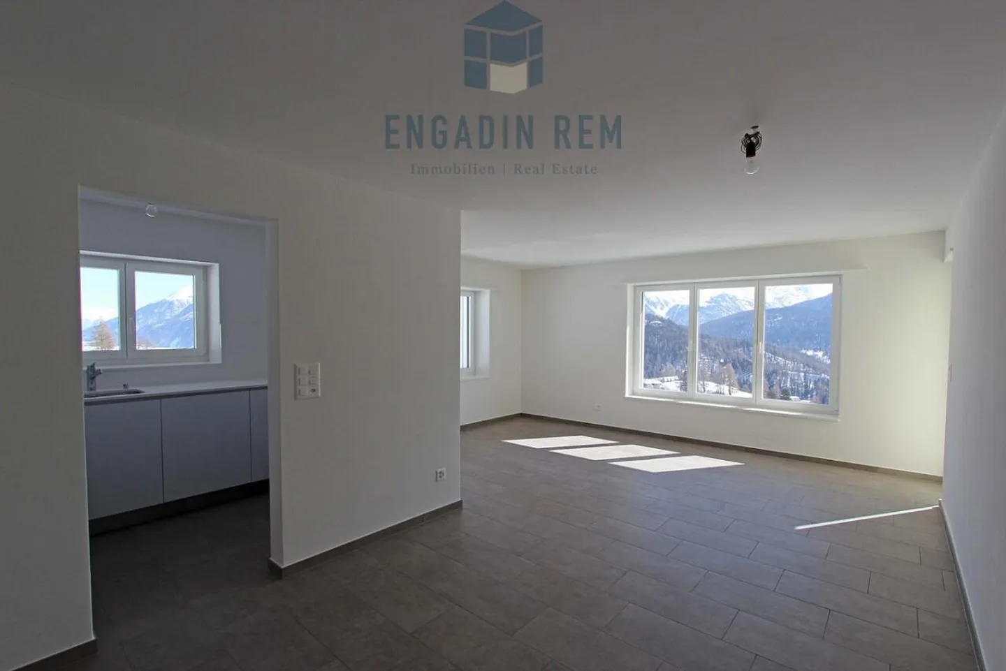 3.5-Zimmer-Wohnung an exklusiver Wohnlage mit Seesicht - Foto 2 von 8