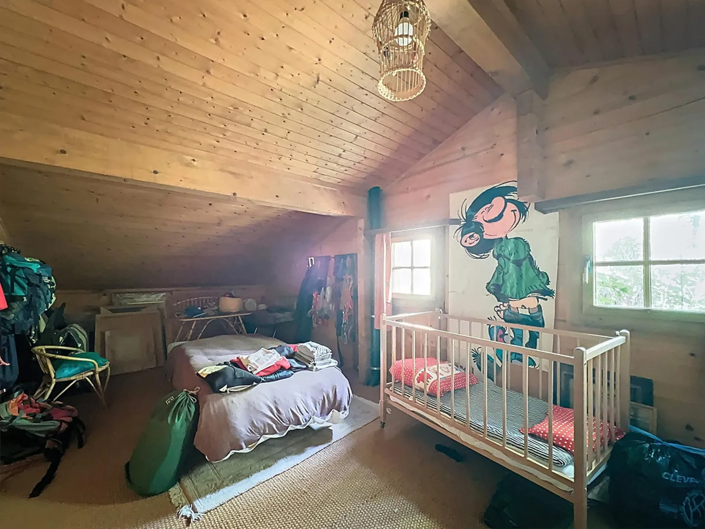 Charming Chalet Above the Rooftops of Binn - Photo 9 of 15