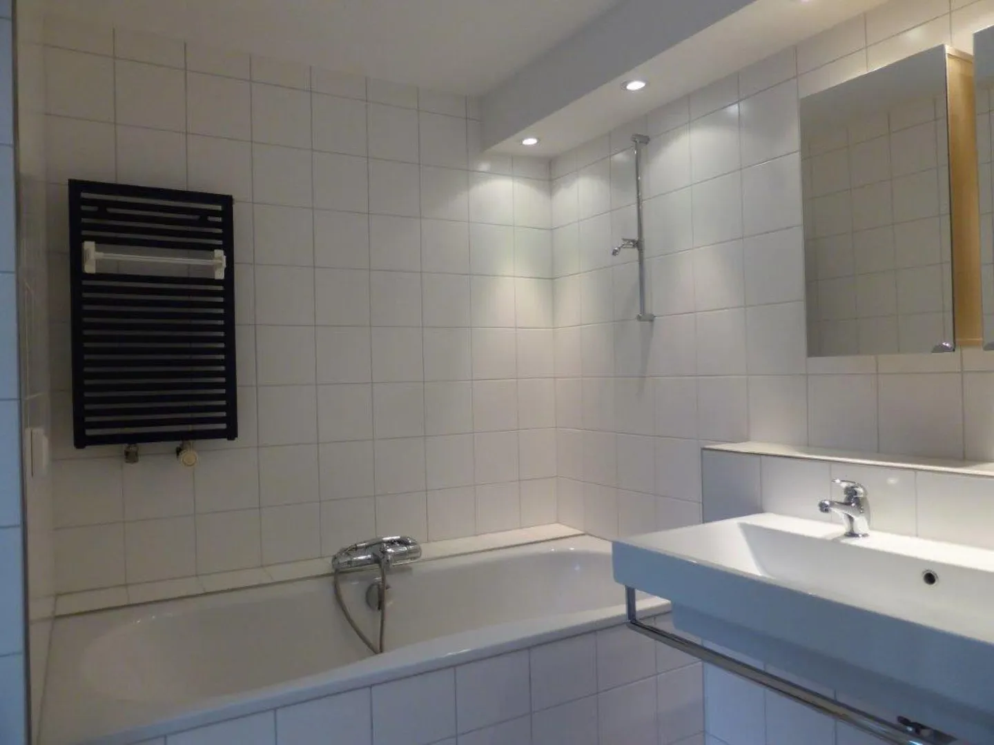 Appartement 3.5 pièces confortable et spacieux à Schüpfen - Photo 6 sur 9