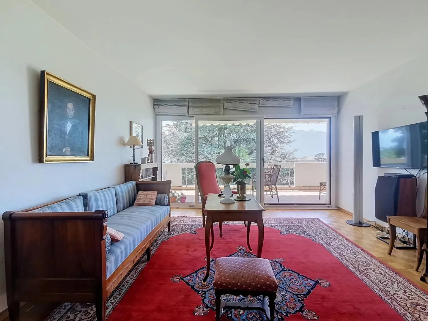 Charmantes Appartement in Vevey - Foto 1 von 11