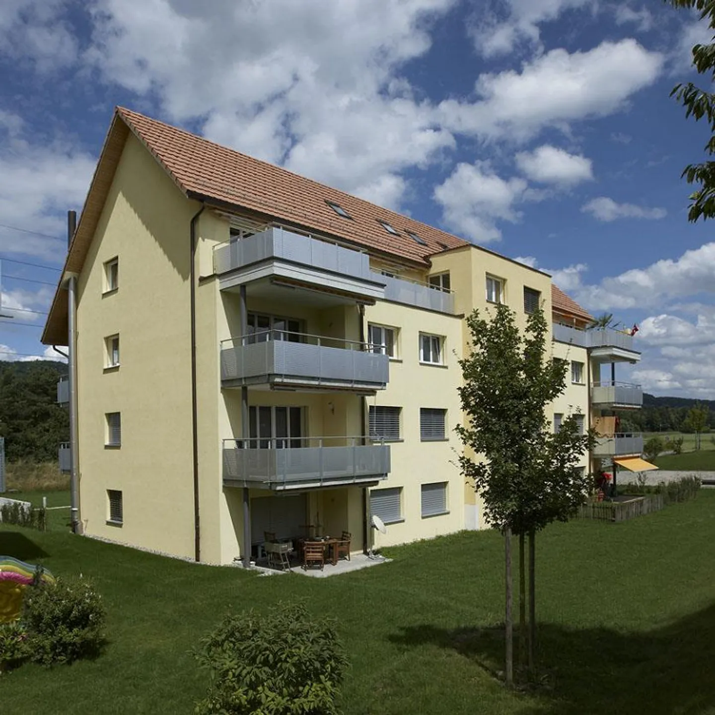 Your apartment in green Embrach to enjoy! - Photo 1 of 11