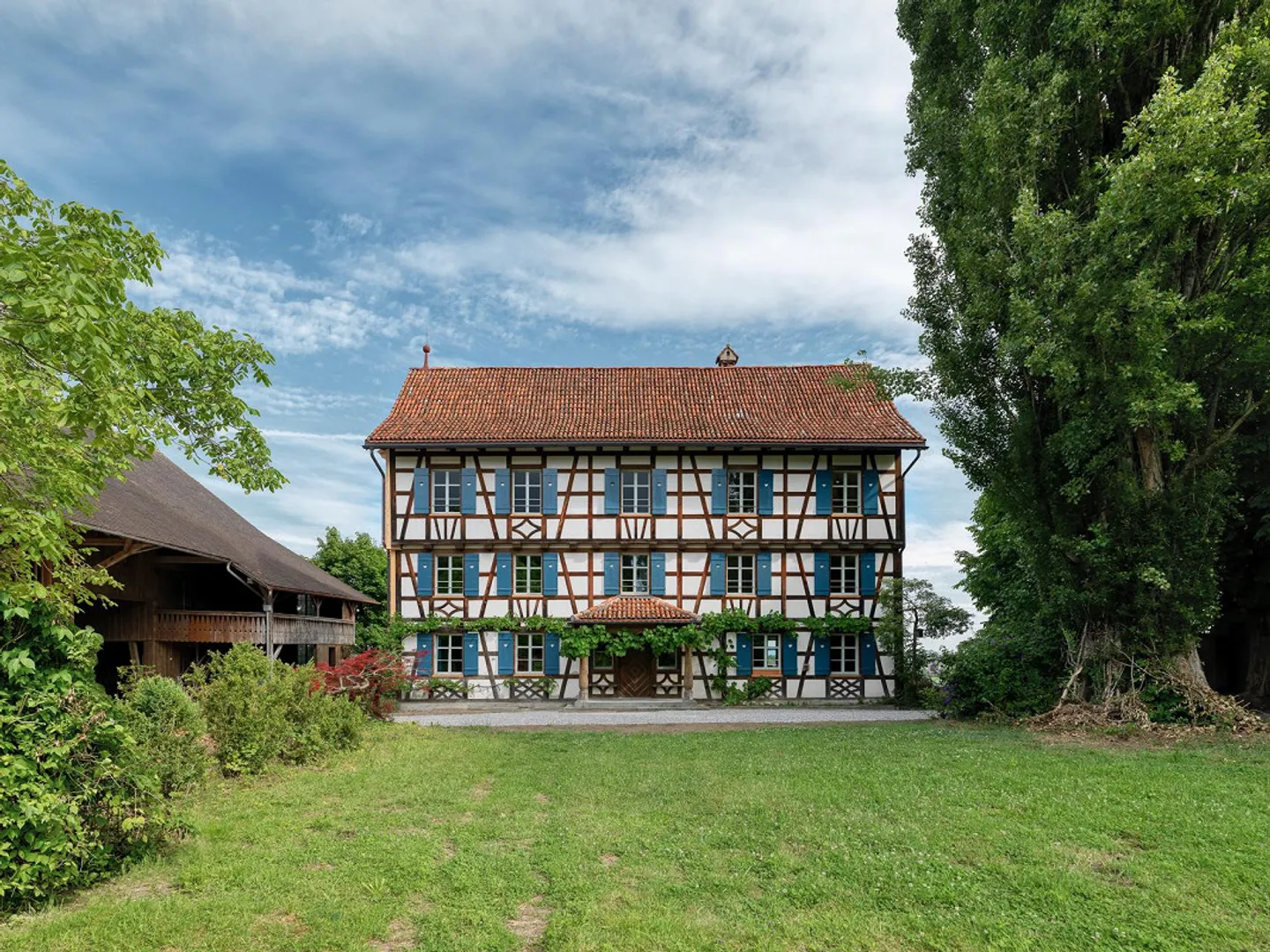 Moderne Familienwohnung im historischen Bauernhaus - Foto 1 von 15