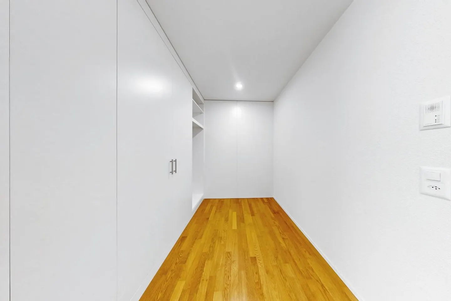 Appartamento moderno in posizione centrale - Foto 6 di 9