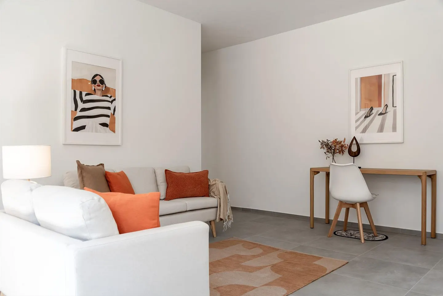 FOR RENT IN RECENTLY RENOVATED BUILDING - Photo 4 of 8