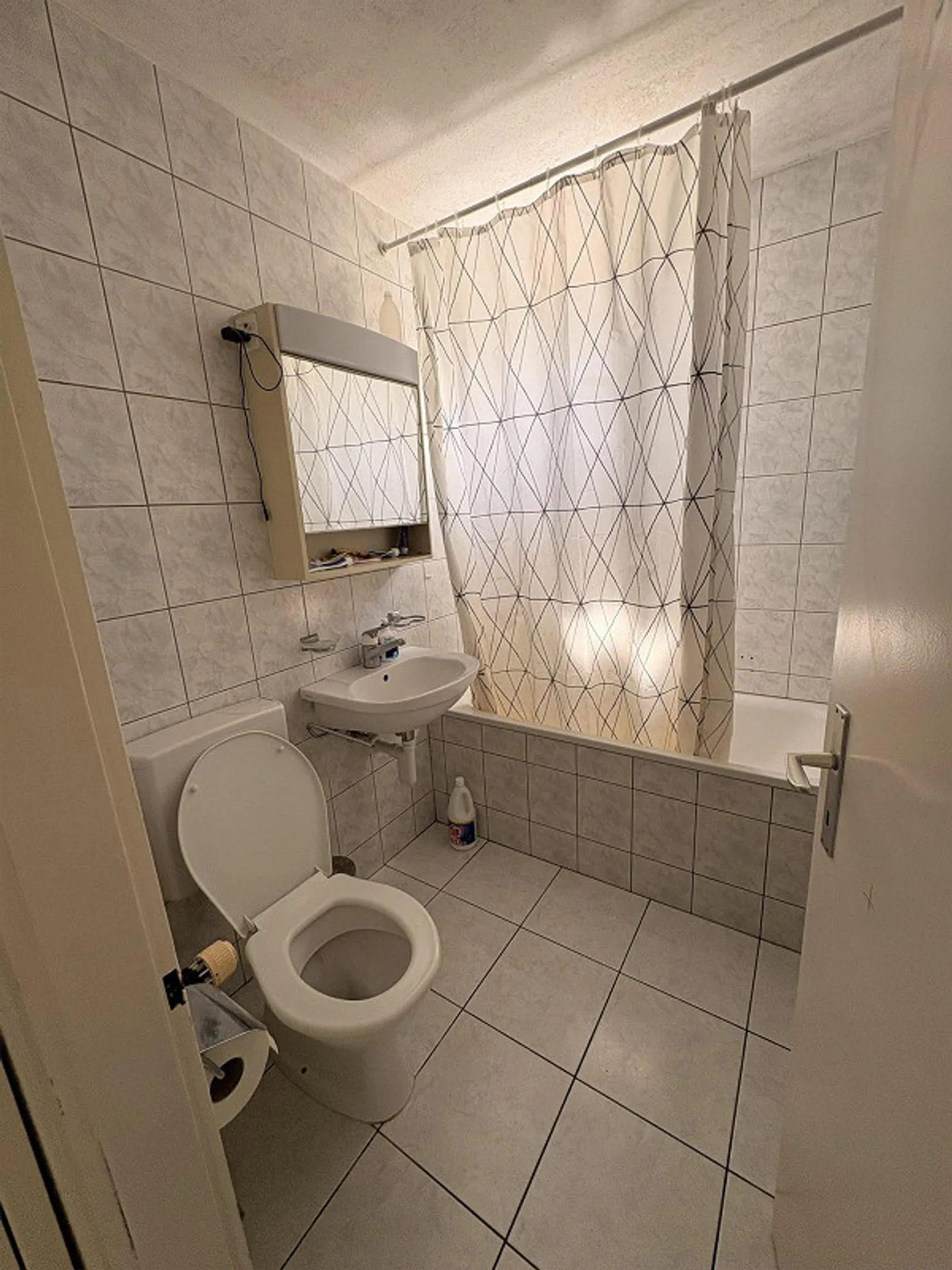 Charmante 4.5 Zimmer Wohnung - Foto 5 von 9
