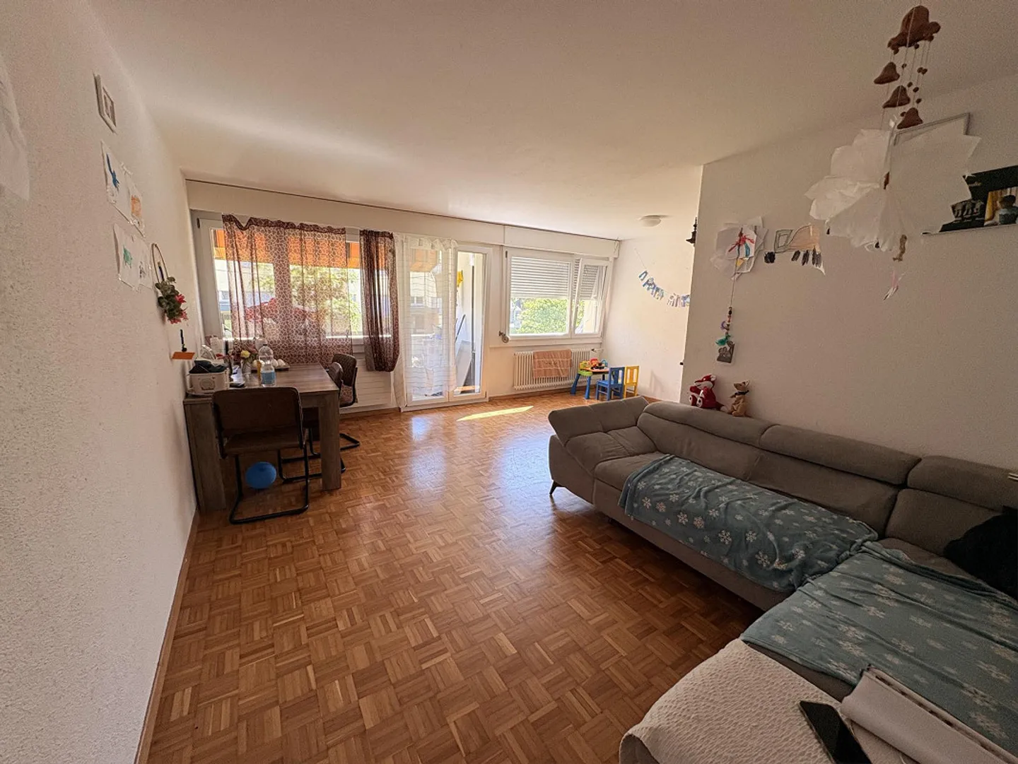 Charmante 4.5 Zimmer Wohnung - Foto 1 von 9