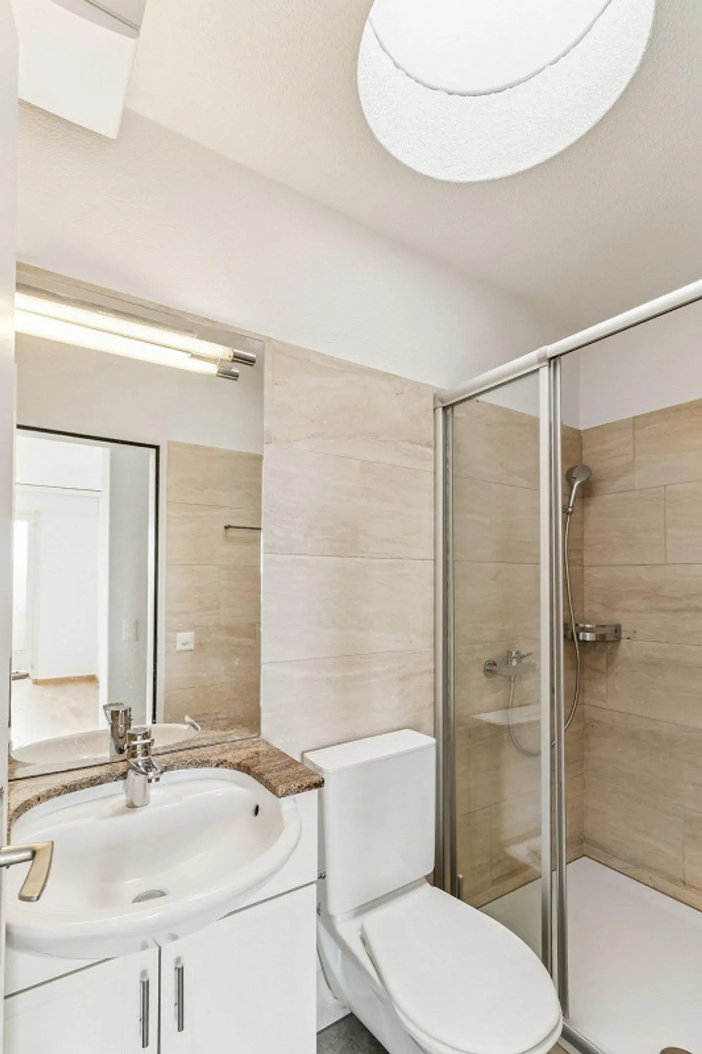 Vivere spazioso vicino all'Uetliberg - Foto 6 di 8