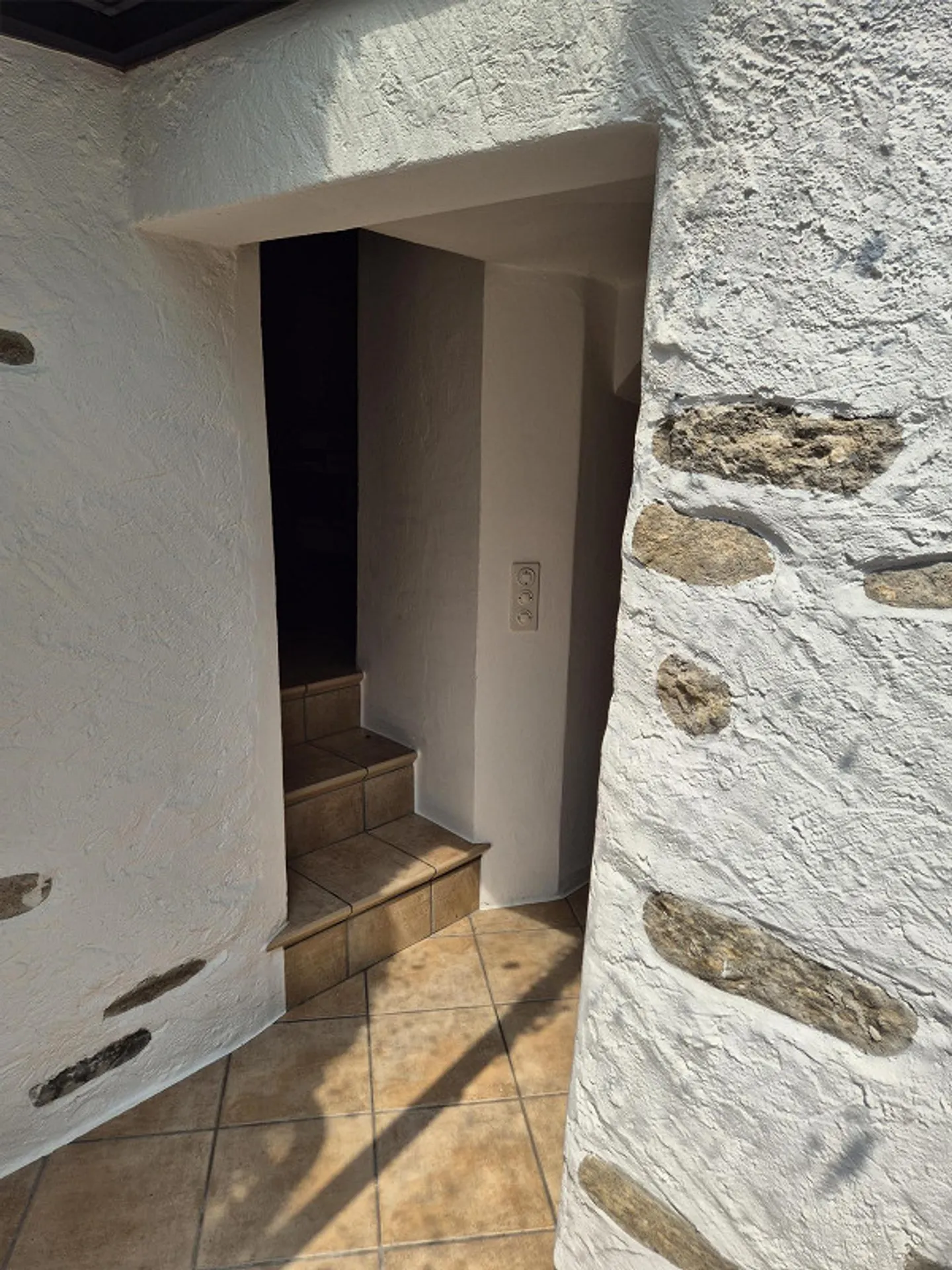 Rareté : Rustique avec garage à Brione sopra Minusio - Photo 6 sur 7