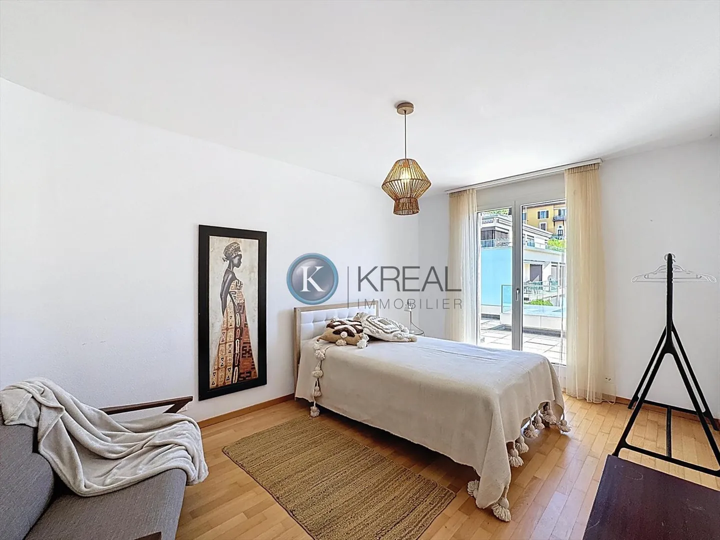 Außergewöhnliche 5.5-Zimmer-Wohnung mit Panoramablick - Foto 5 von 7